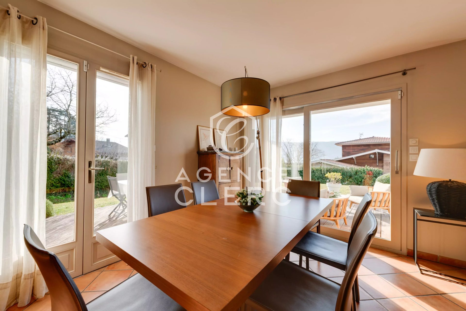 4 Bedroom Villa/Townhouse's Image 11