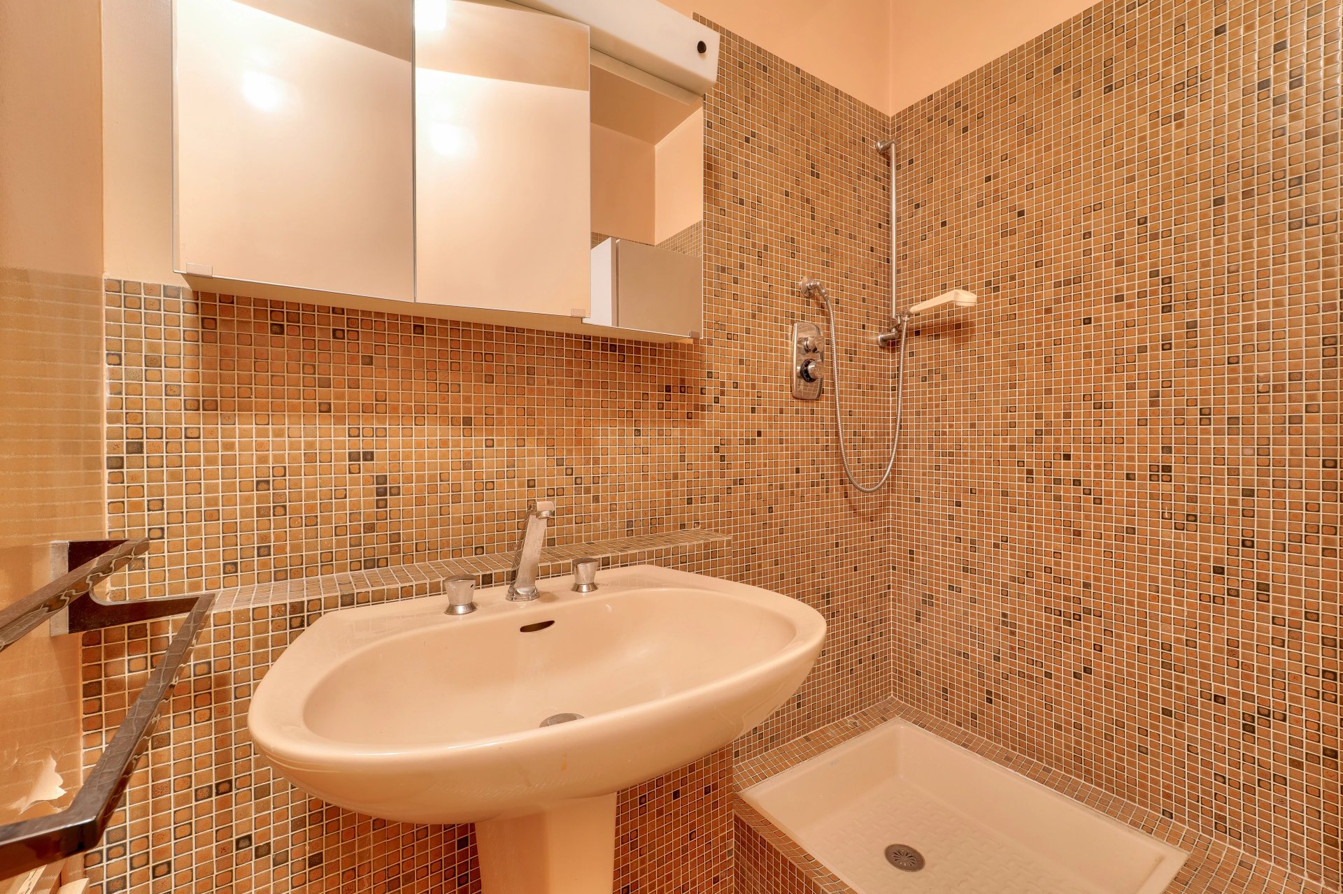 3 Bedroom Apartment/Flat's Image 14