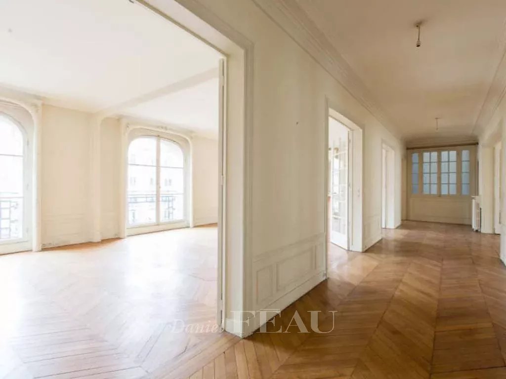 Rental Apartment Paris 17th