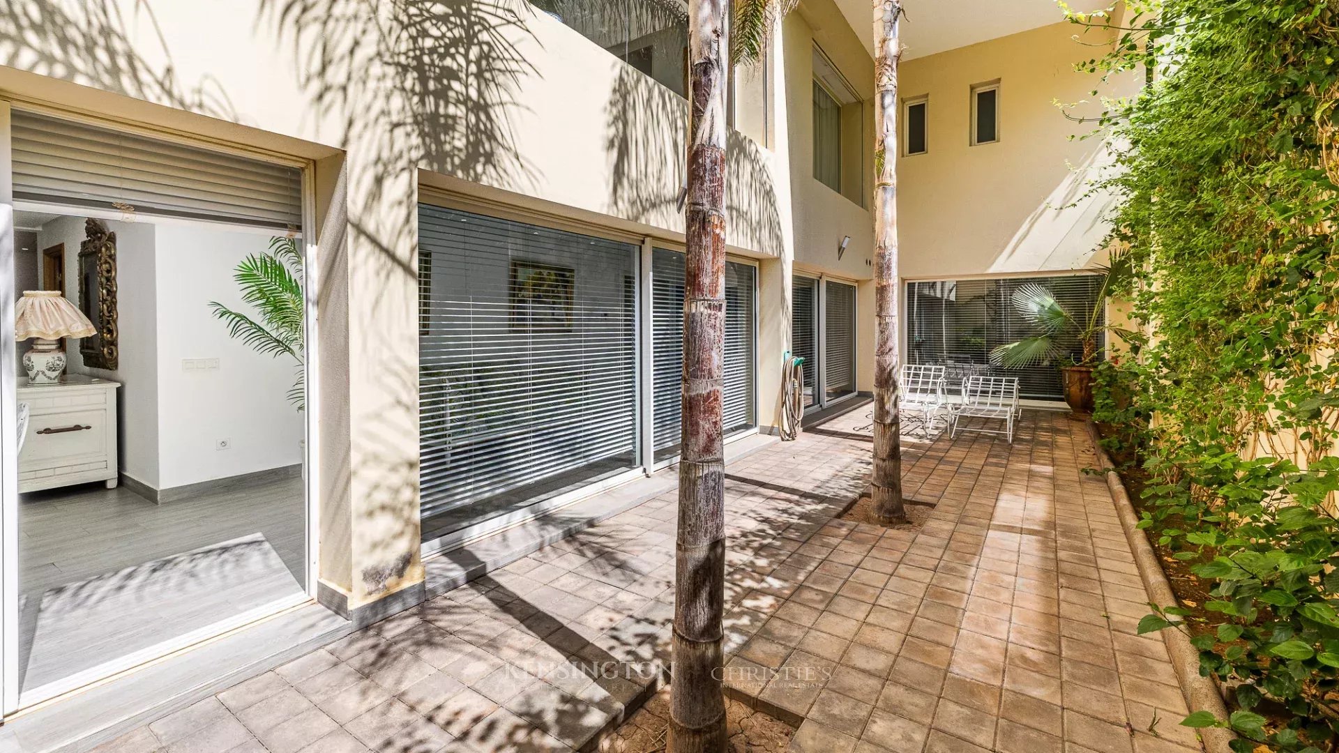 4 Bedroom Villa/Townhouse's Image 41