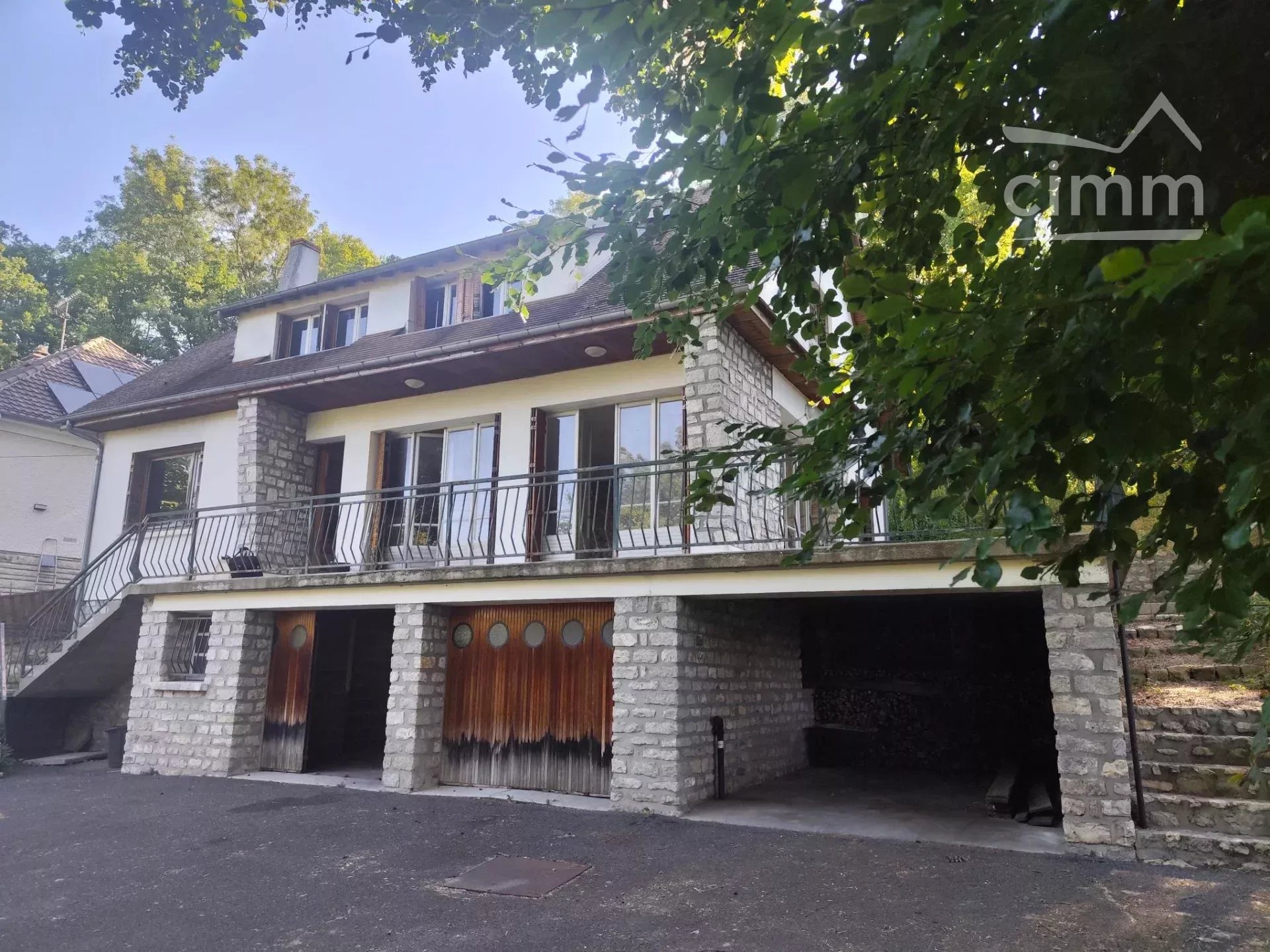 Agence immobilière de 