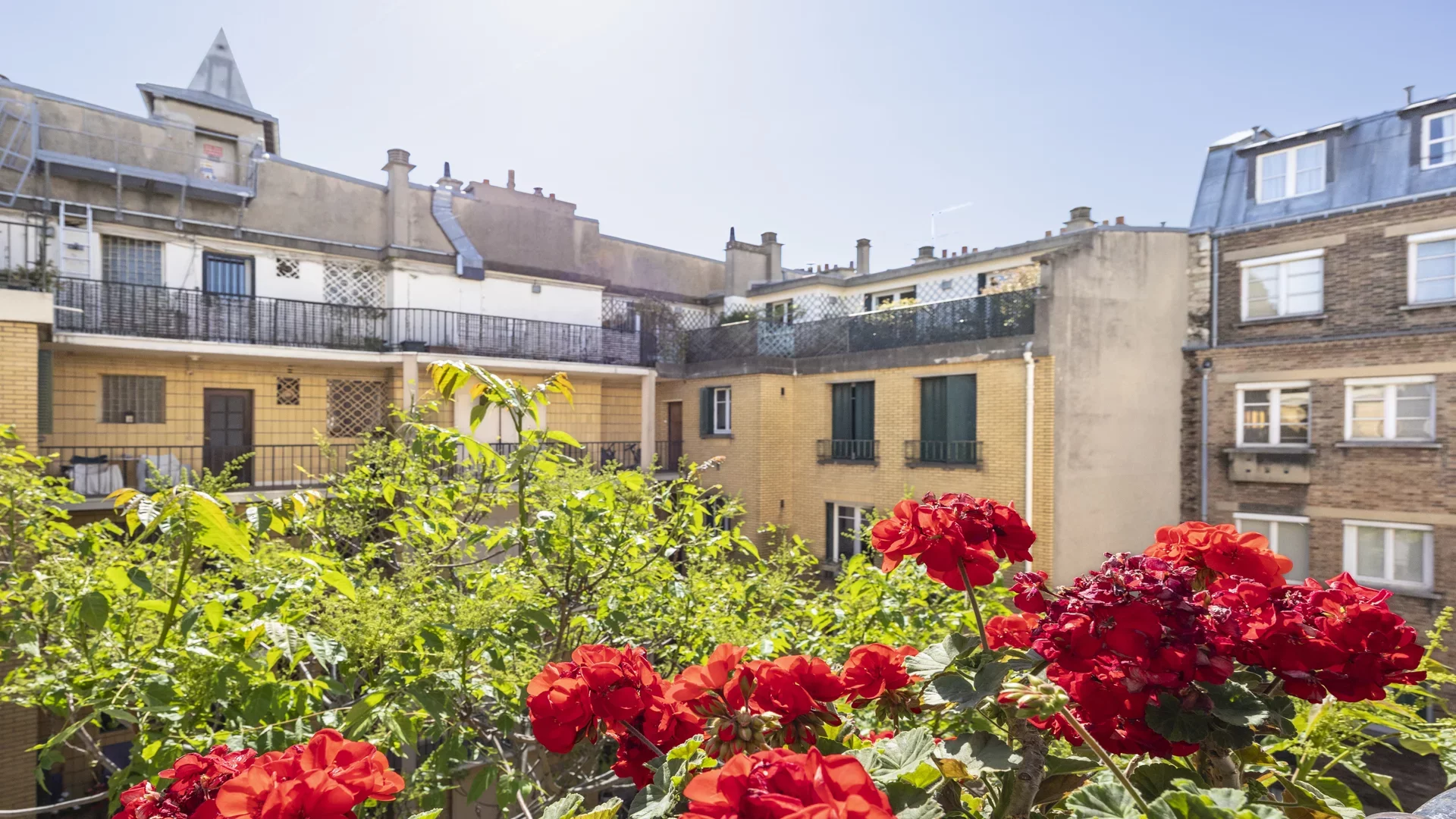 Paris 7e - GROS CAILLOU / INVALIDES