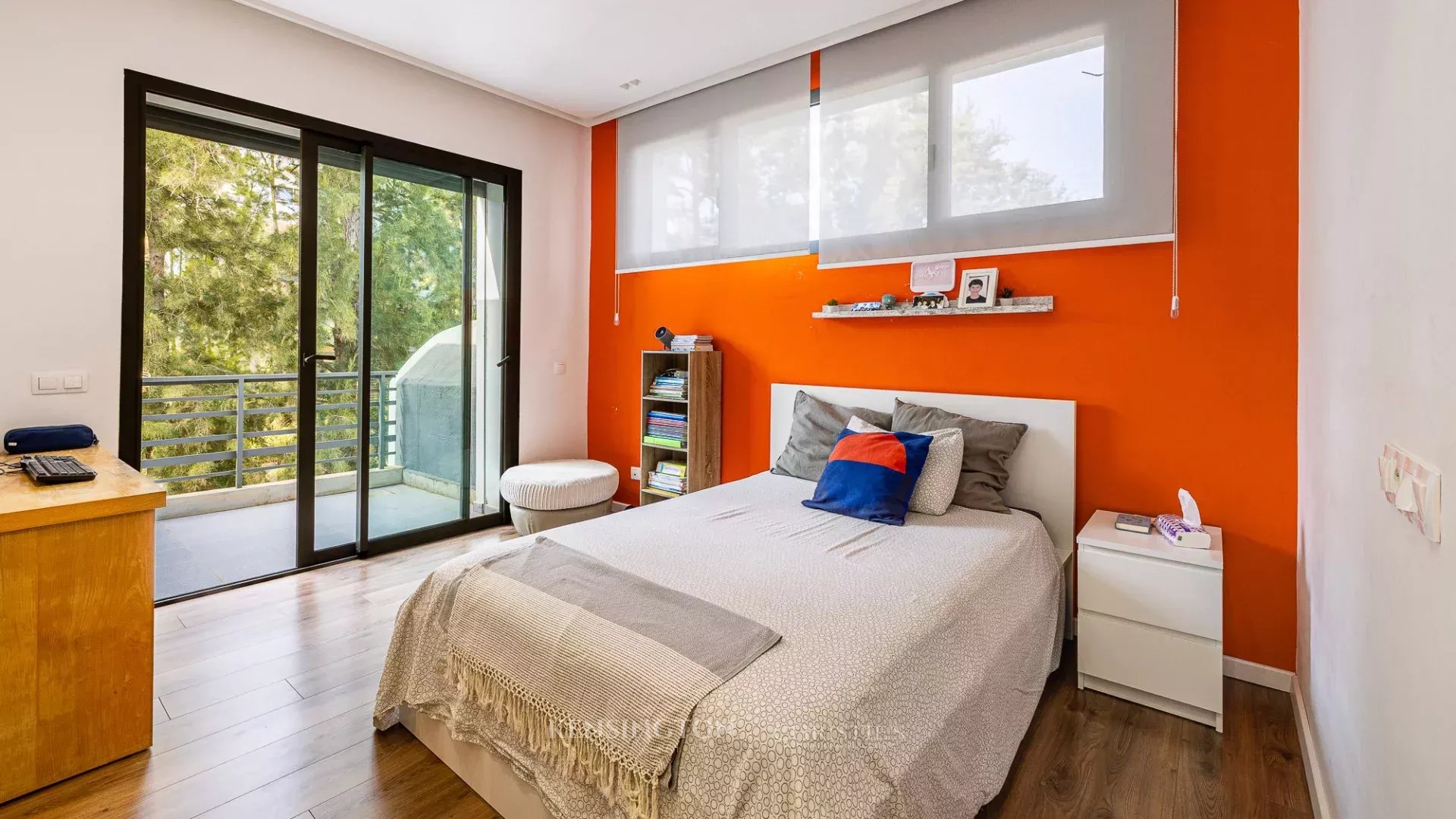 8 Bedroom Villa/Townhouse's Image 16