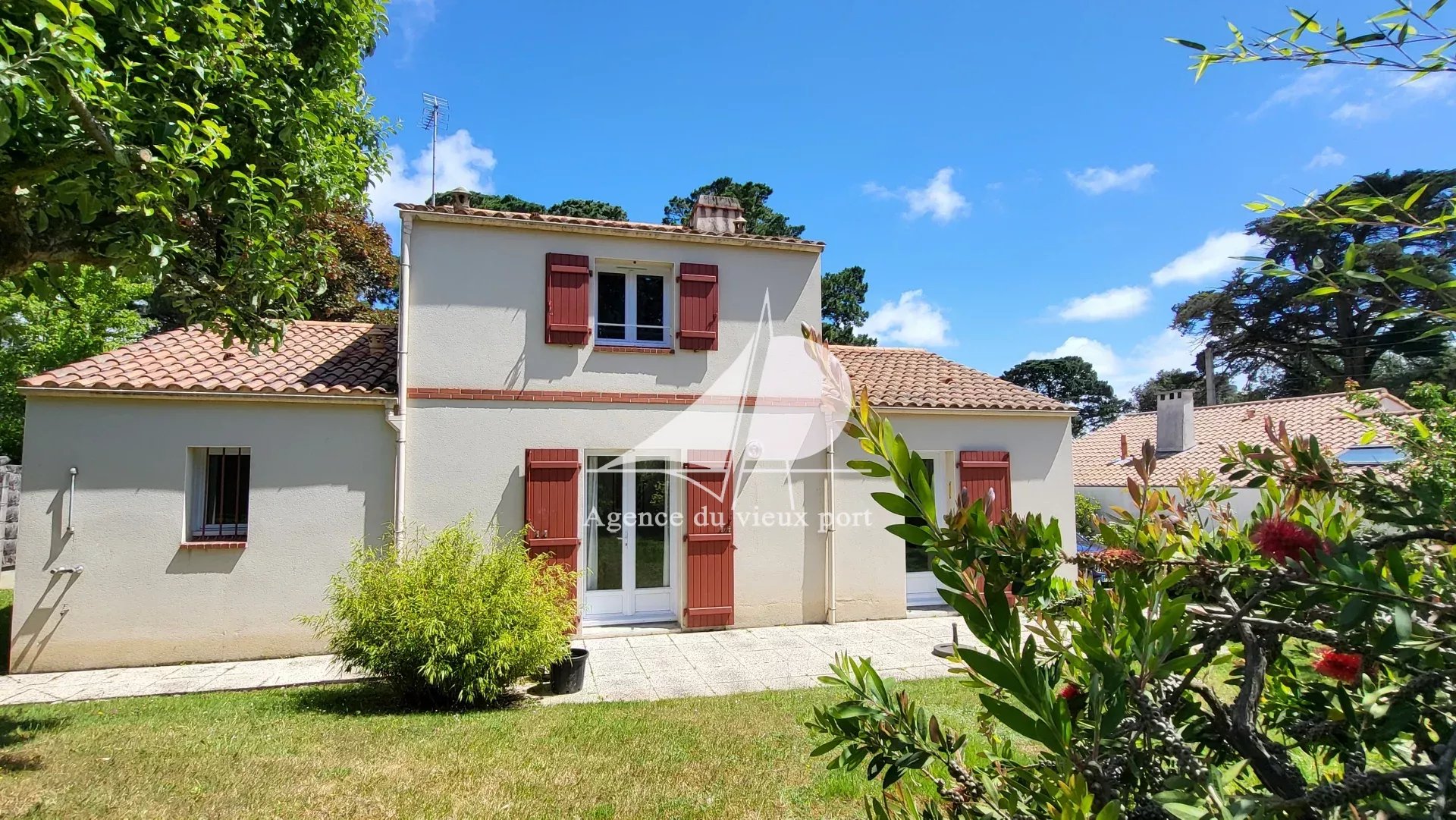 Agence immobilière de 