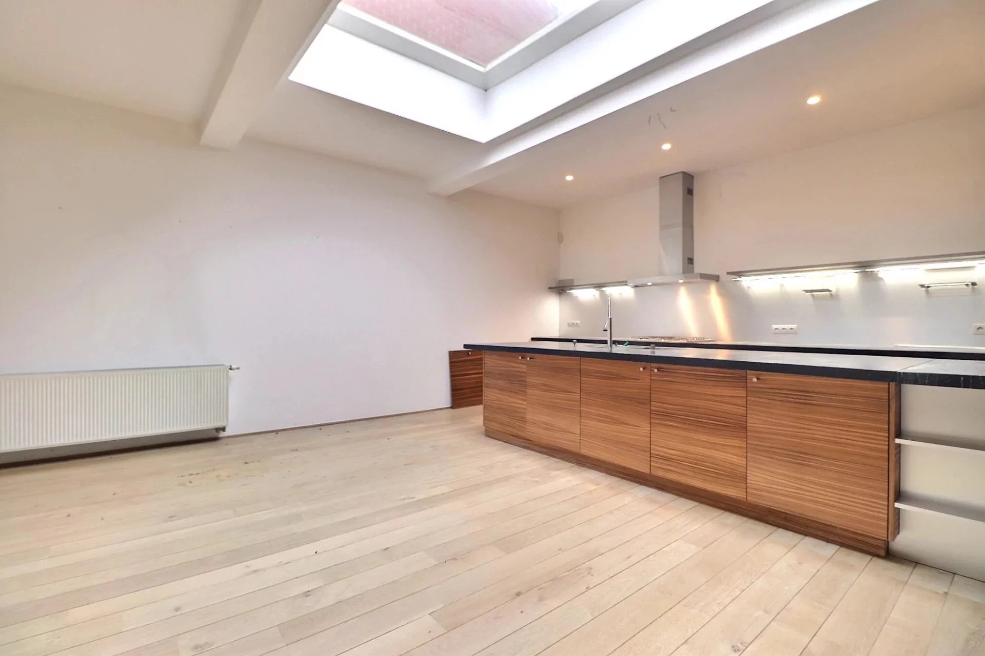 Ixelles - Chatelain - Duplex 3ch + terrasses + parking (optionnel)