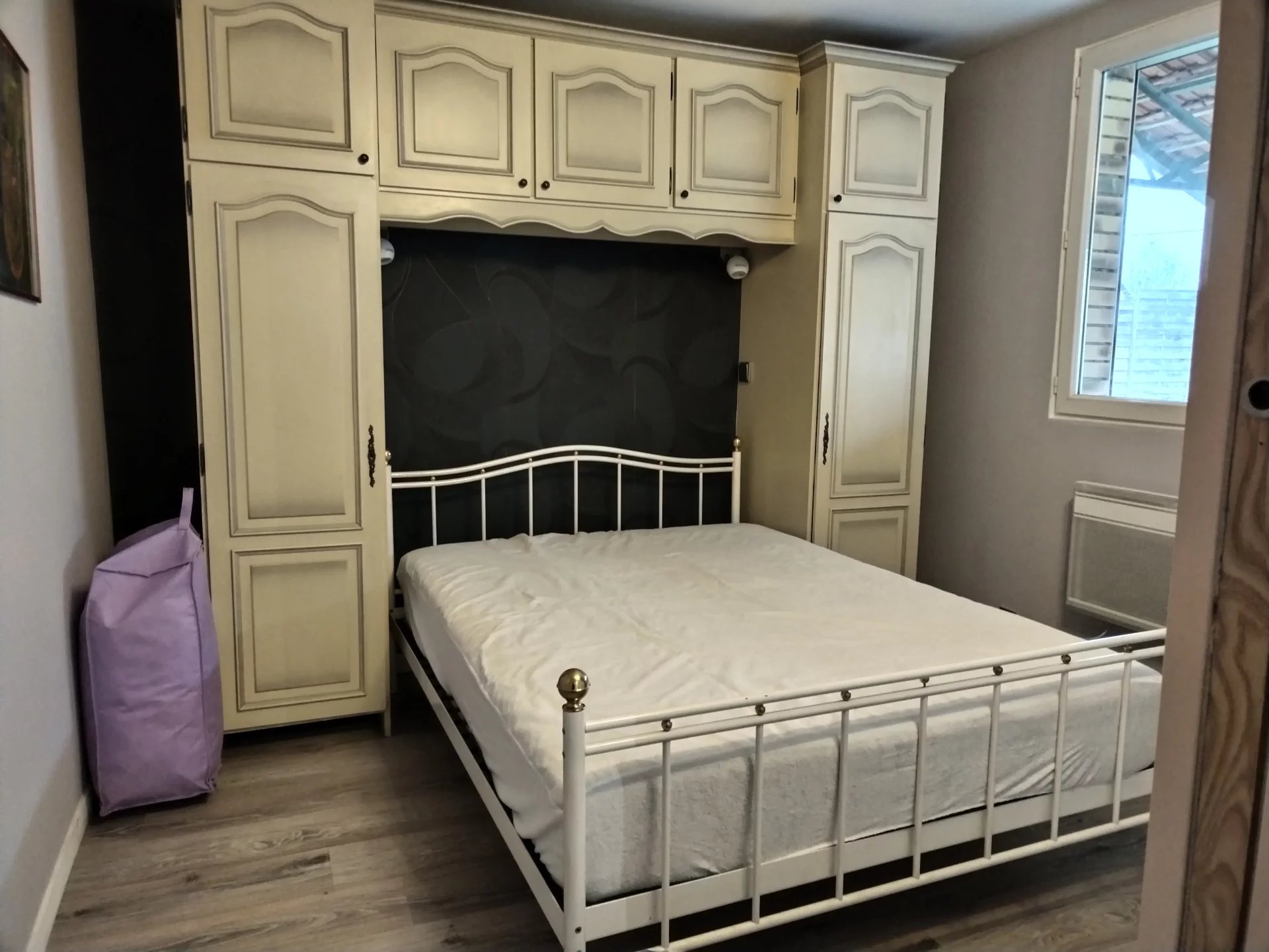 MAISON ET DÉPENDANCES SUR 1 225 M² DE TERRAIN — photo 10