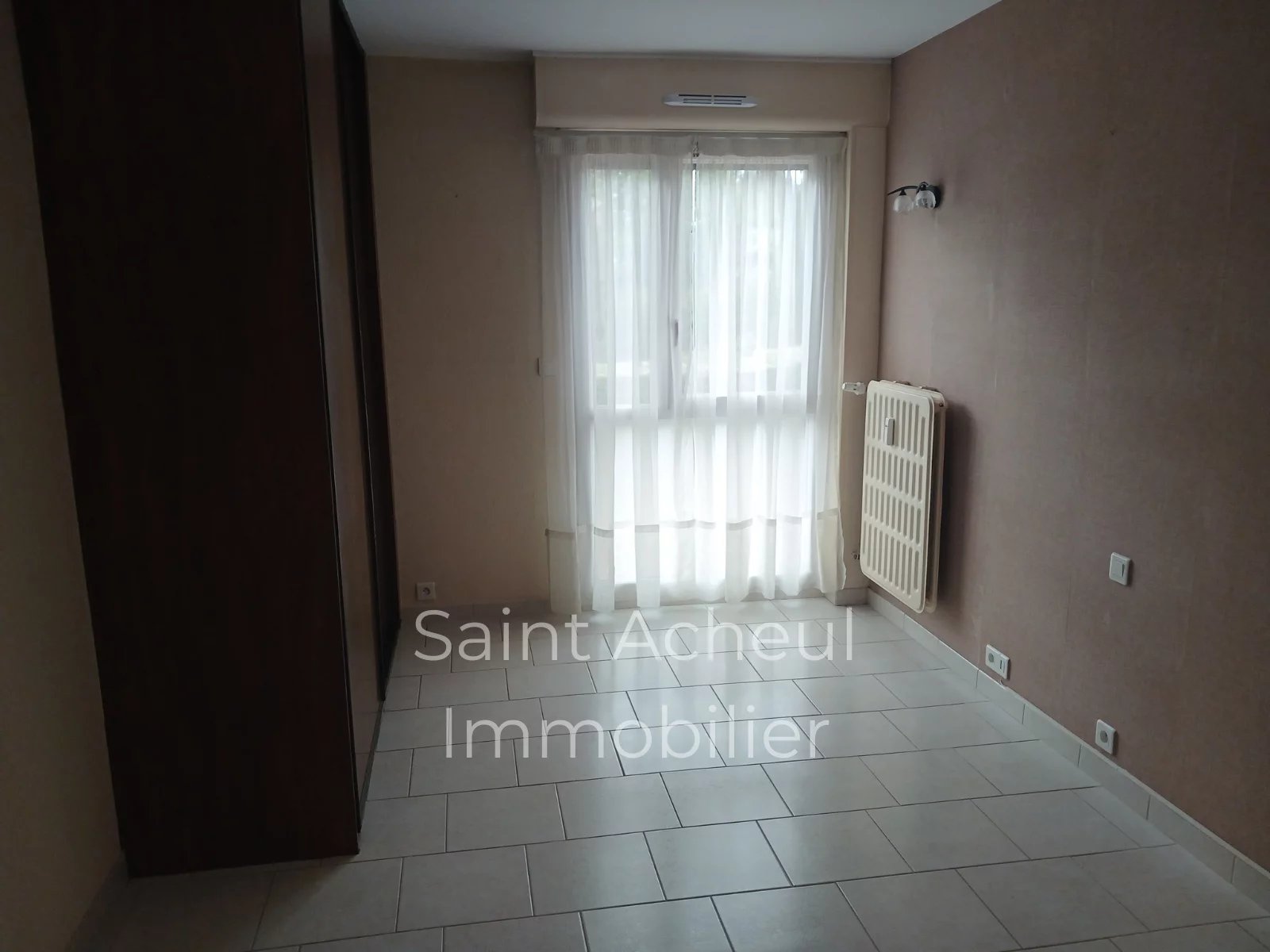 Quartier Quebec / Appartement très lumineux  / DPE C — photo 6