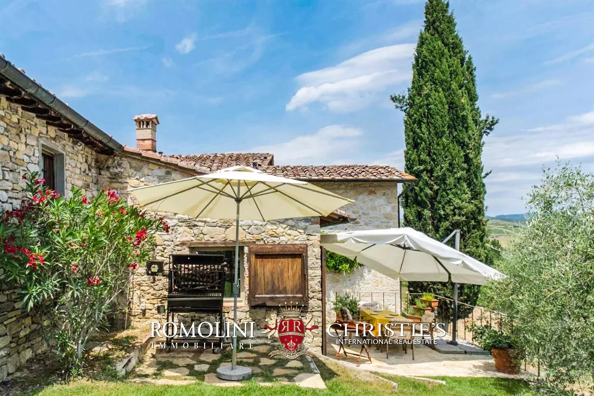 4 Bedroom Villa/Townhouse's Image 12