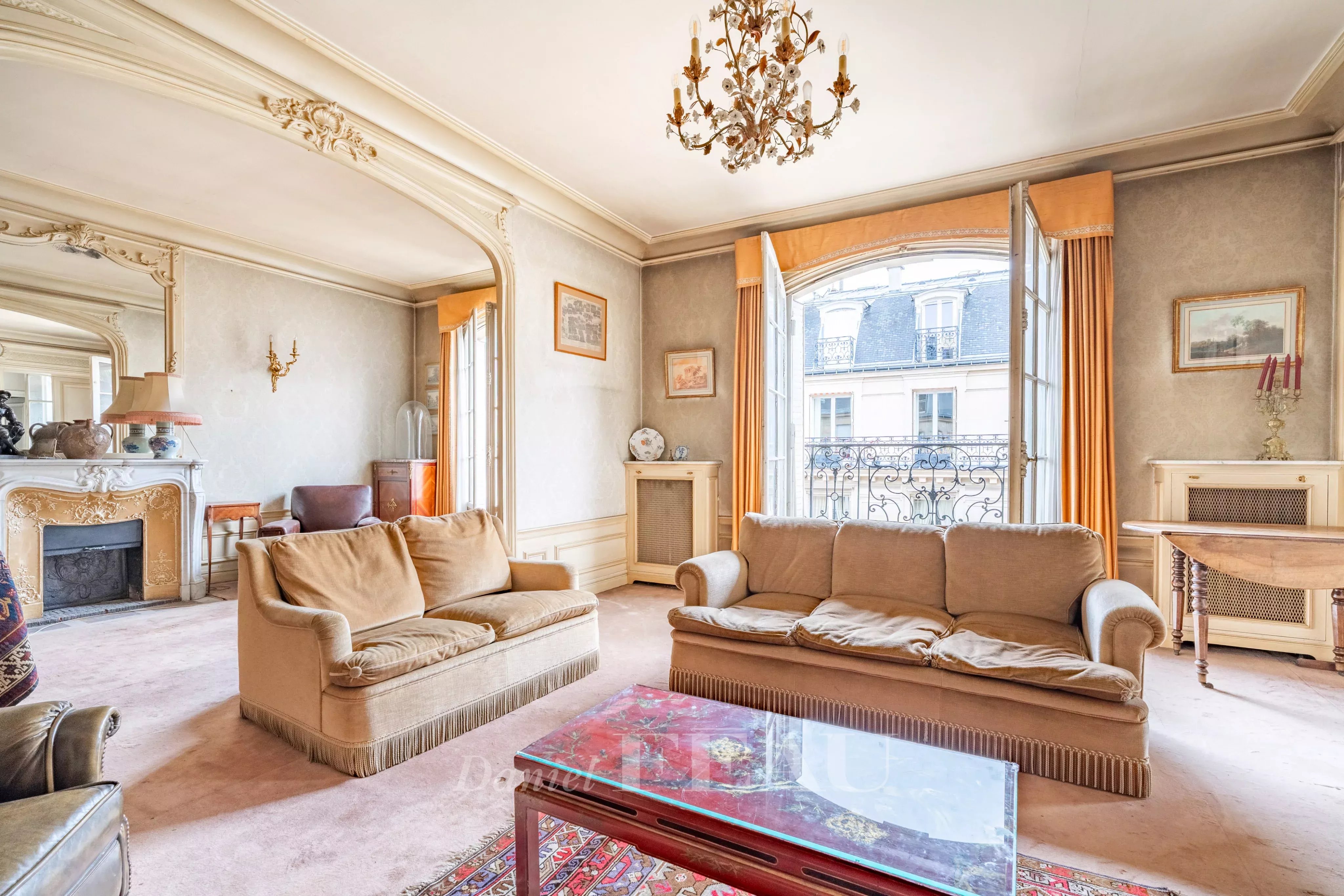 Exclusivité – Appartement familial et de réception- Gros Caillou