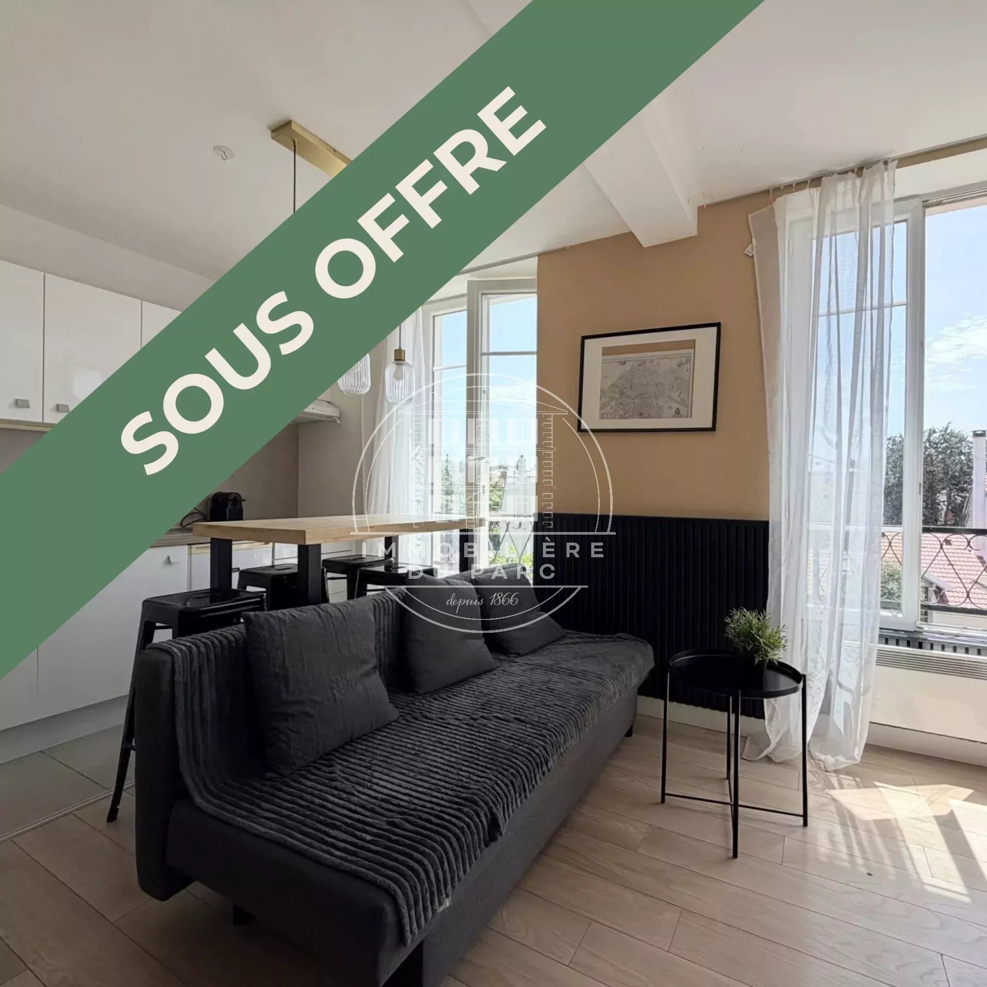 Agence immobilière de 