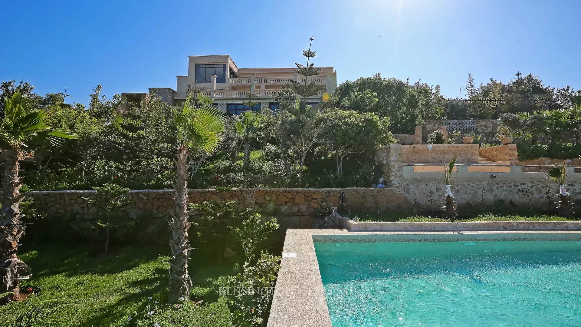 6 Bedroom Villa/Townhouse's Image 12