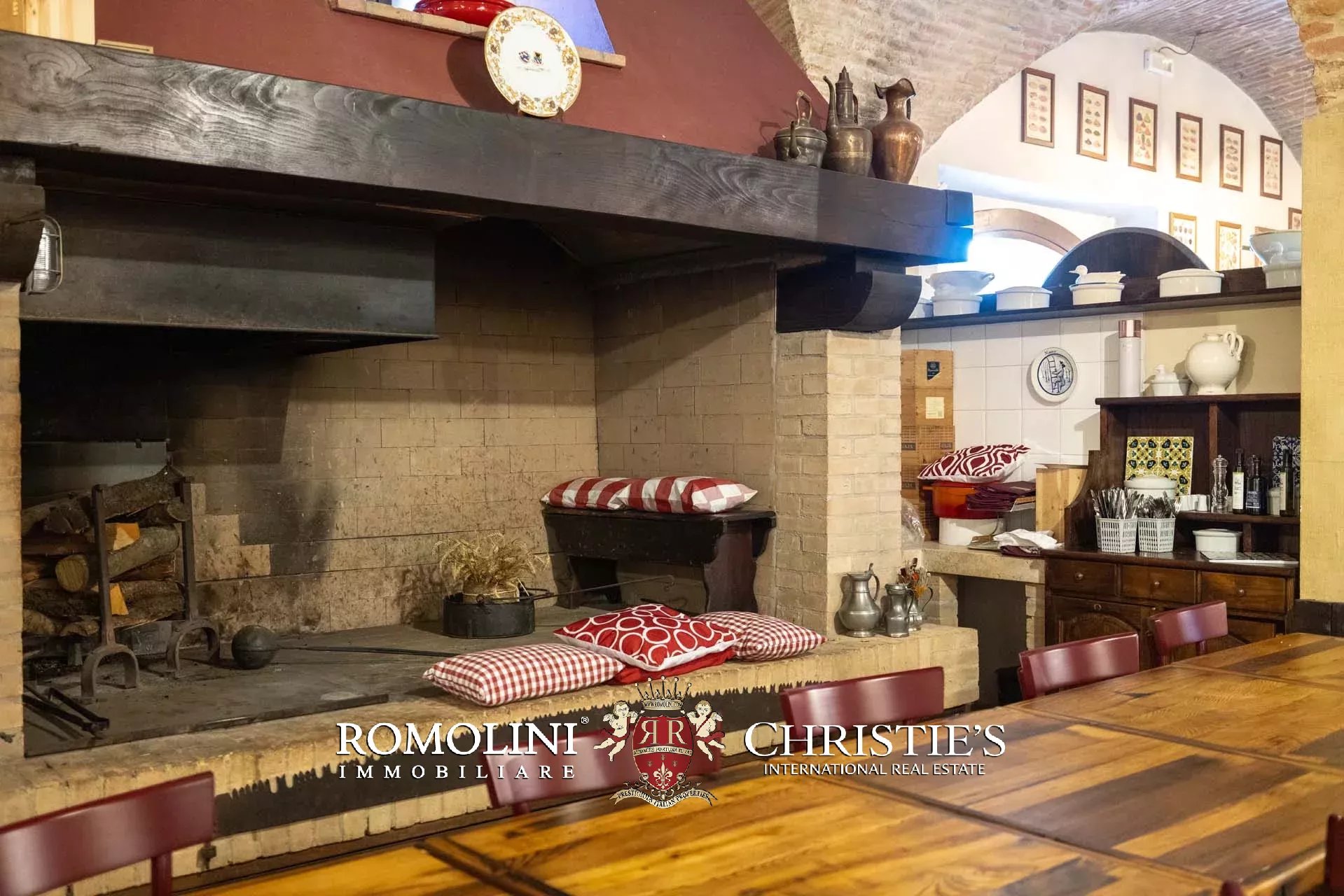 80 Bedroom Villa/Townhouse's Image 109