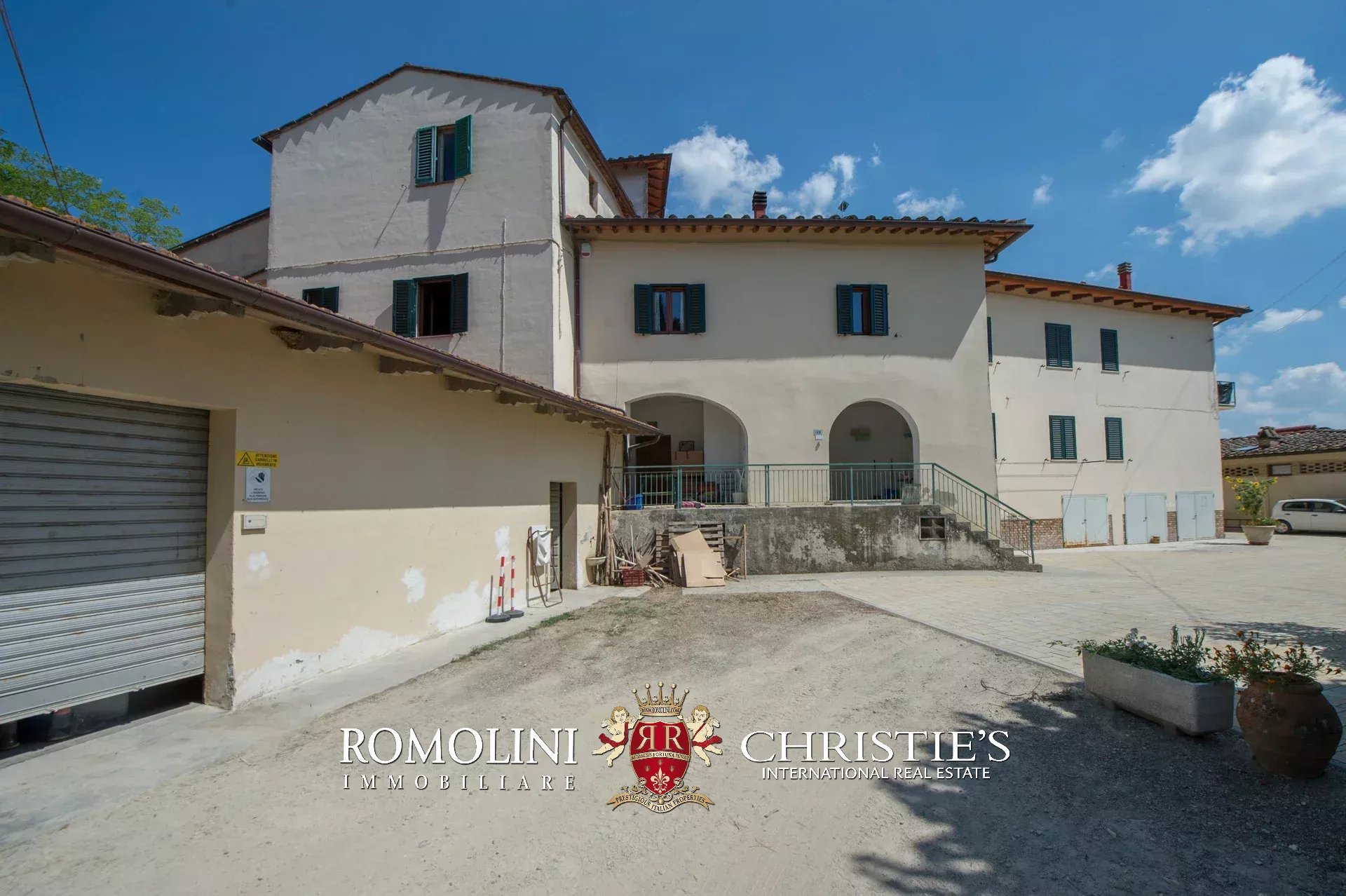 5 Bedroom Vineyard's Image 16