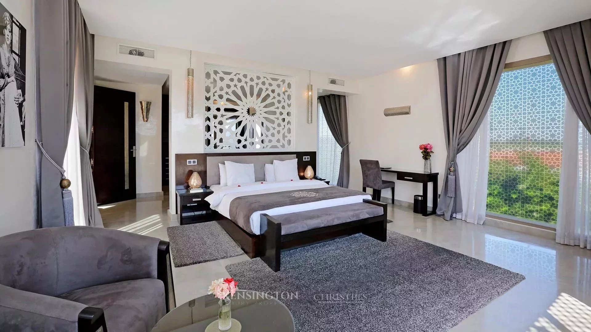 6 Bedroom Villa/Townhouse's Image 42