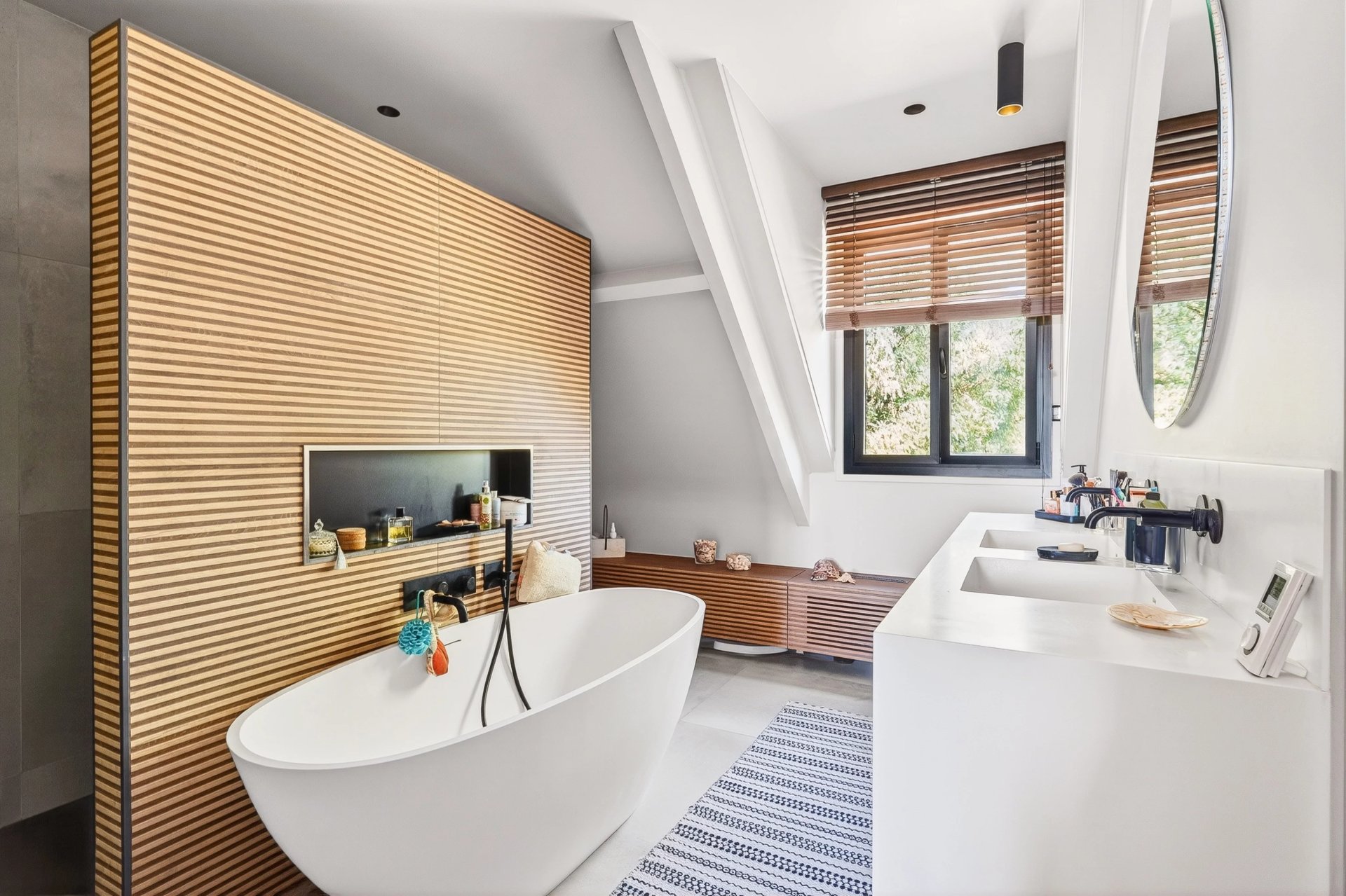 6 Bedroom Villa/Townhouse's Image 13
