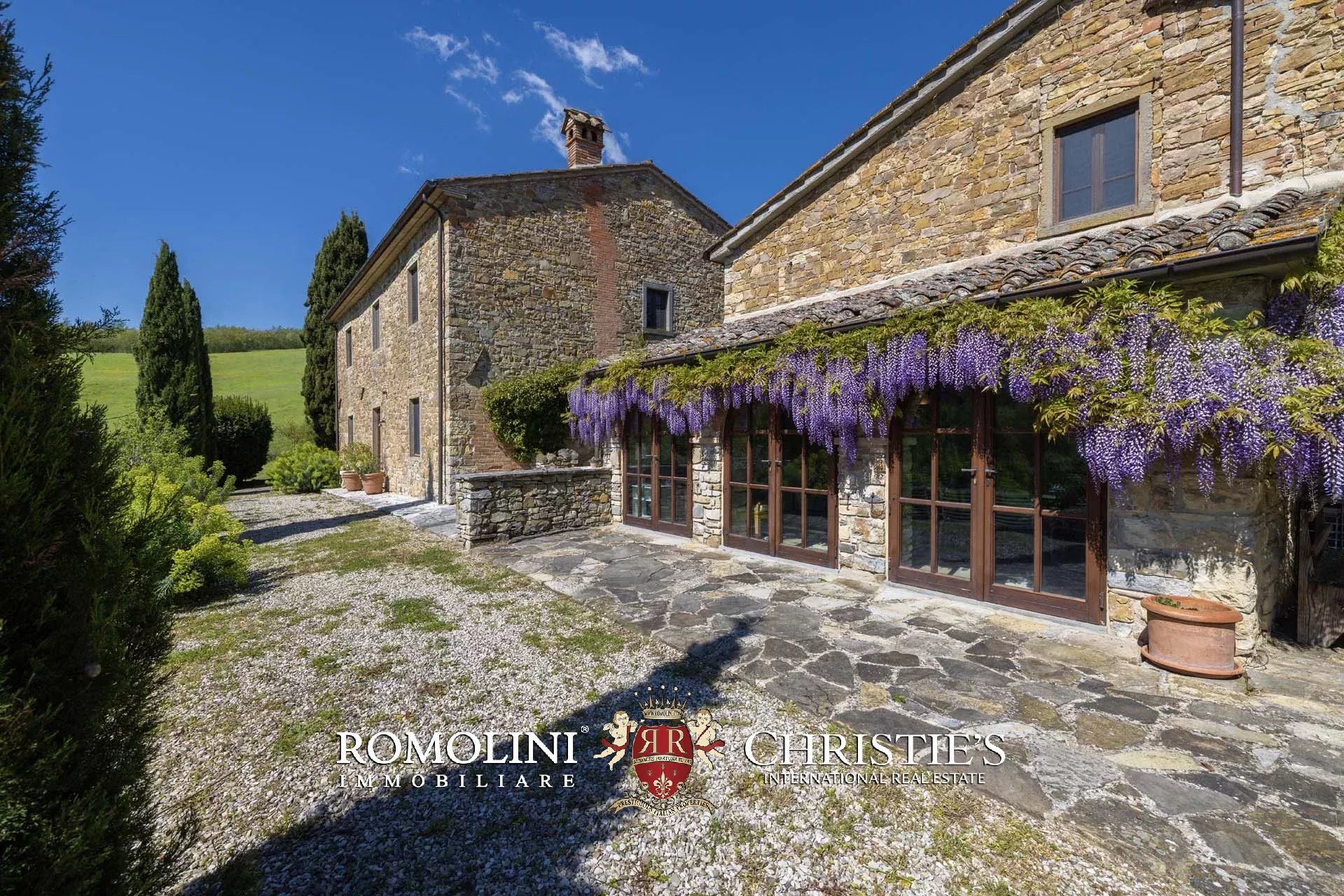 9 Bedroom Villa/Townhouse's Image 14