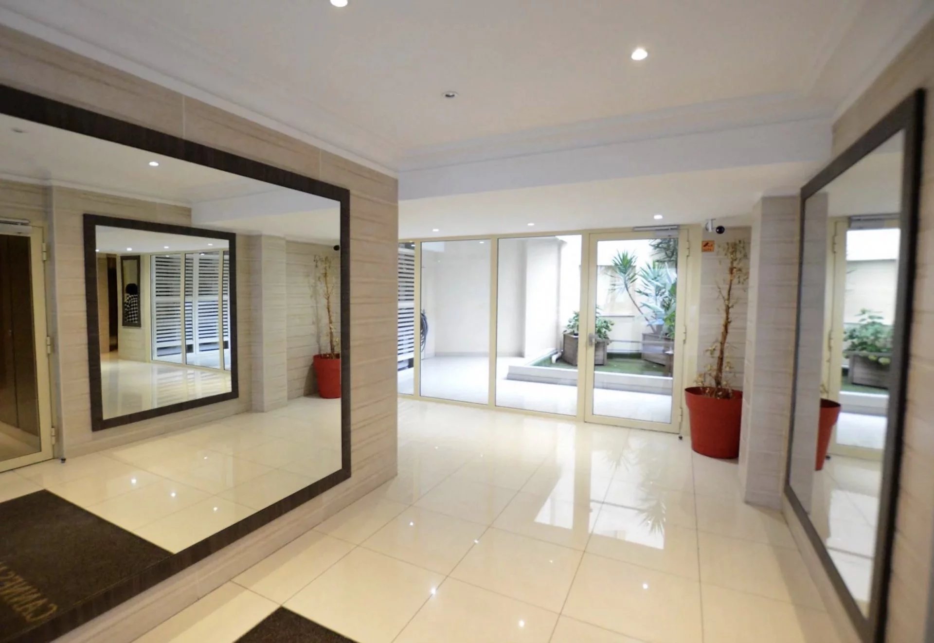 Agence immobilière de Cannes Real Estate