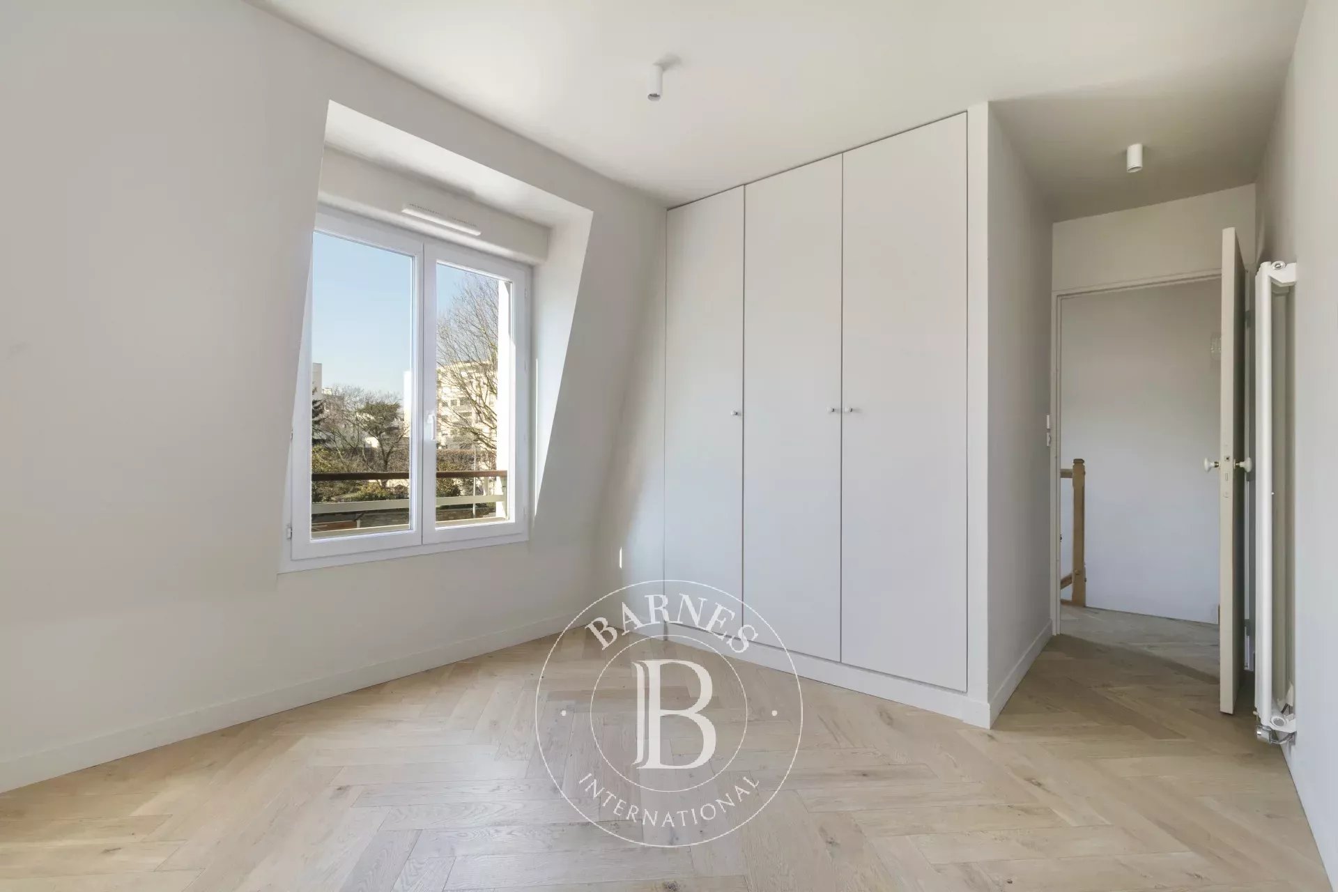 Courbevoie  - Casa 6 Cuartos 4 Habitaciones - picture 12