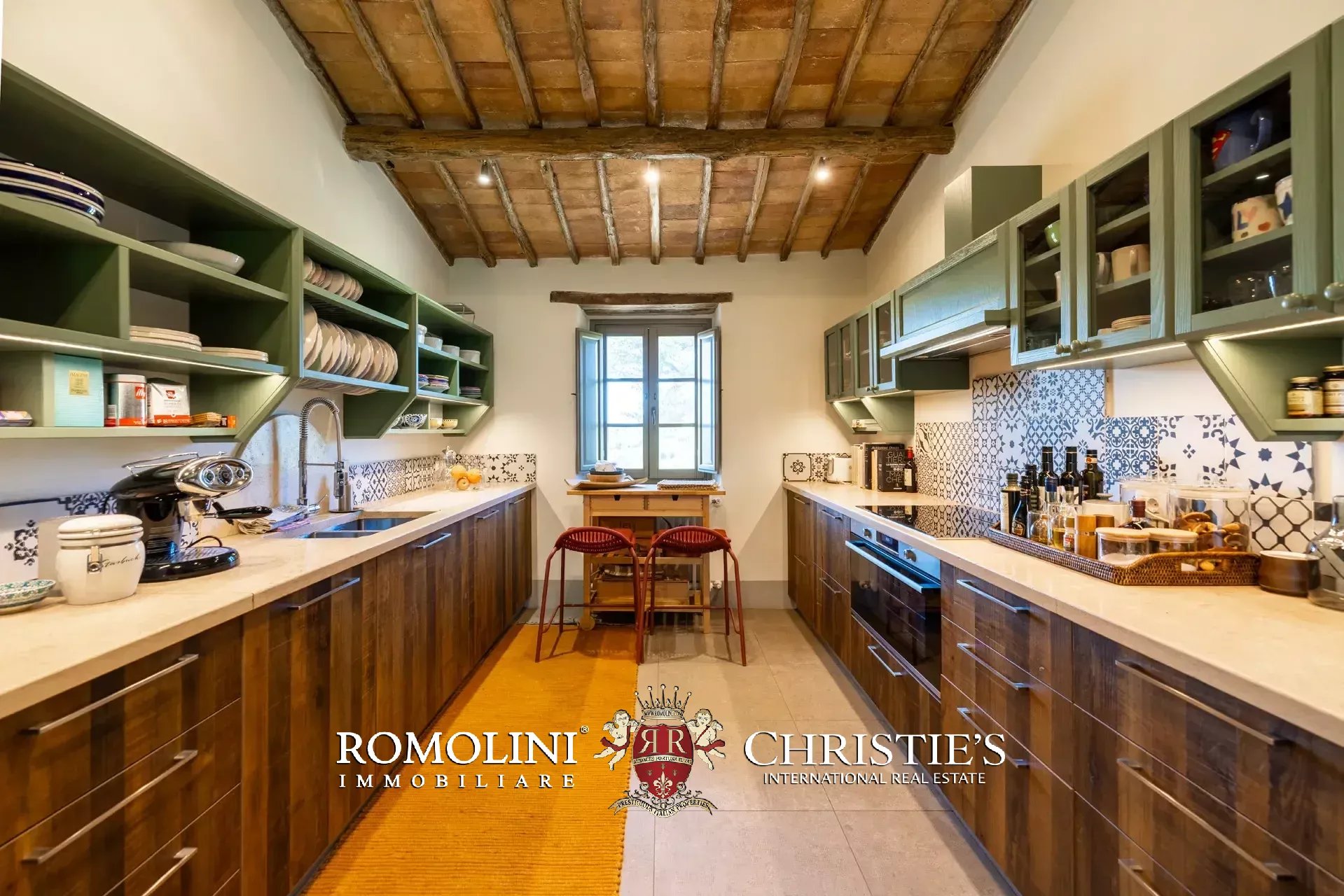 6 Bedroom Villa/Townhouse's Image 117