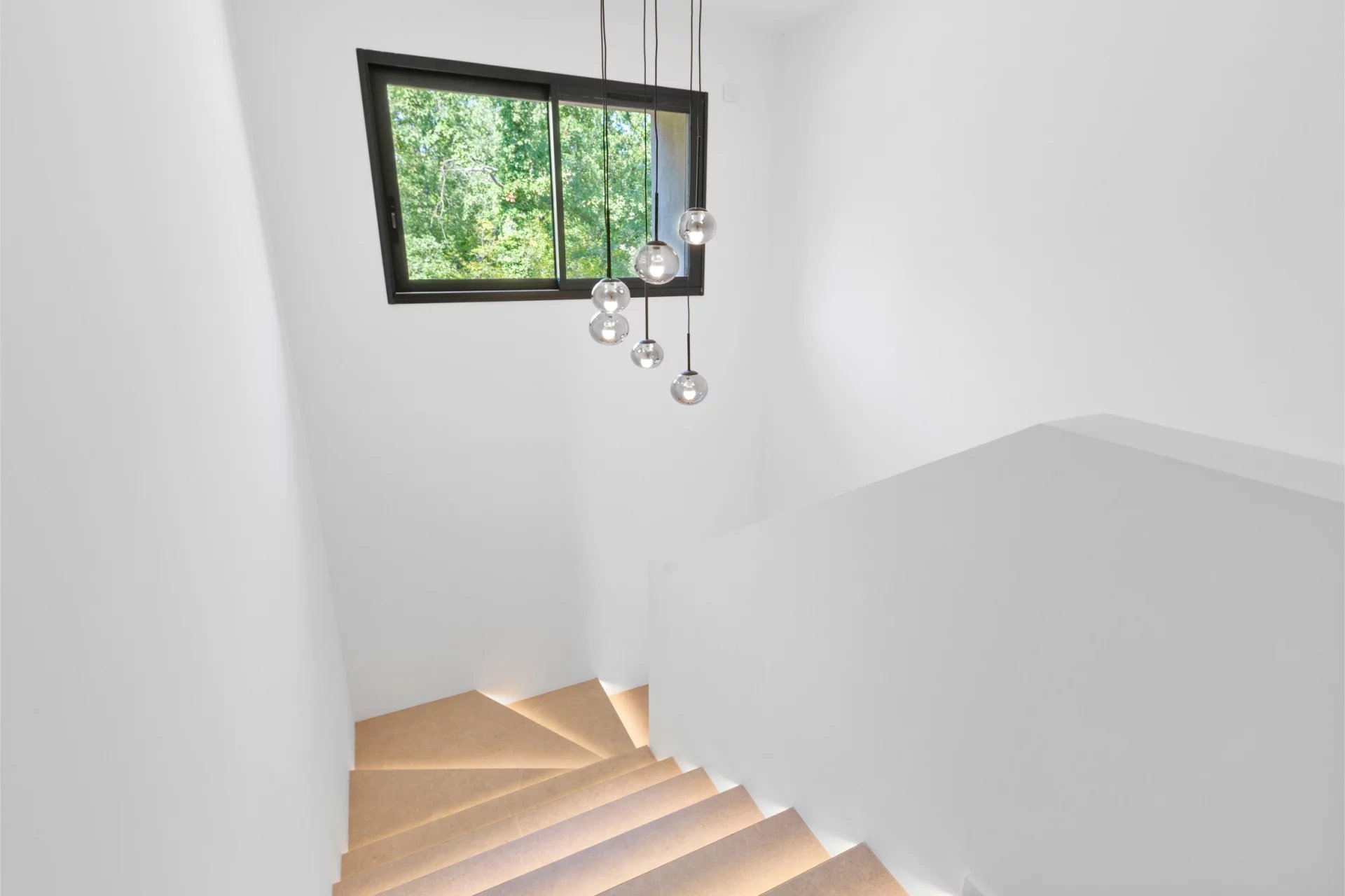 Stunning new built property in the domaine of Terre Blanche - Tourrettes Stunning new built property in the domaine of Terre Blanche - Tourrettes