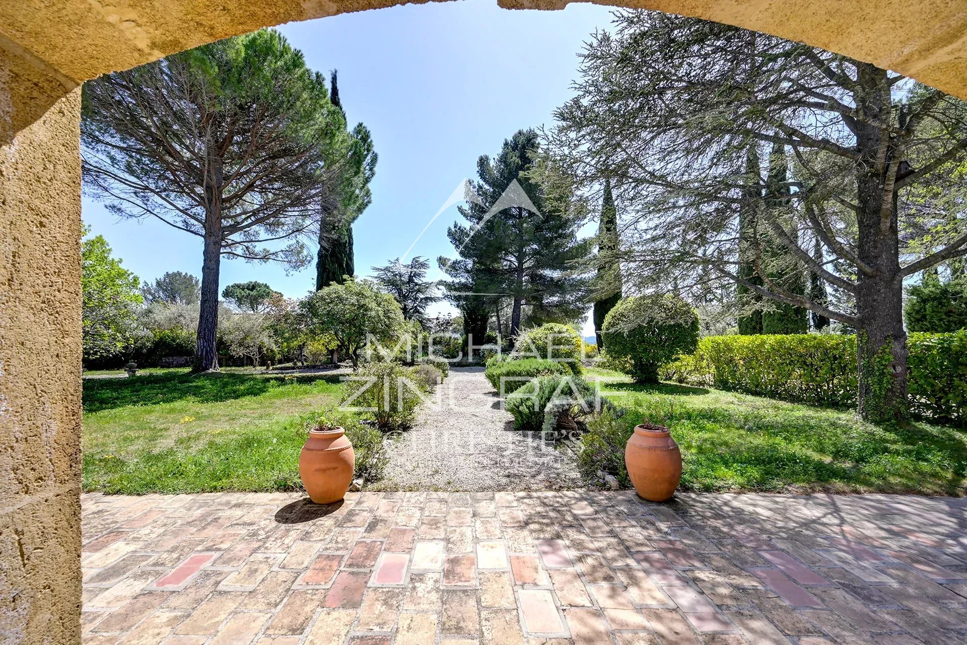 4 Bedroom Villa/Townhouse's Image 25