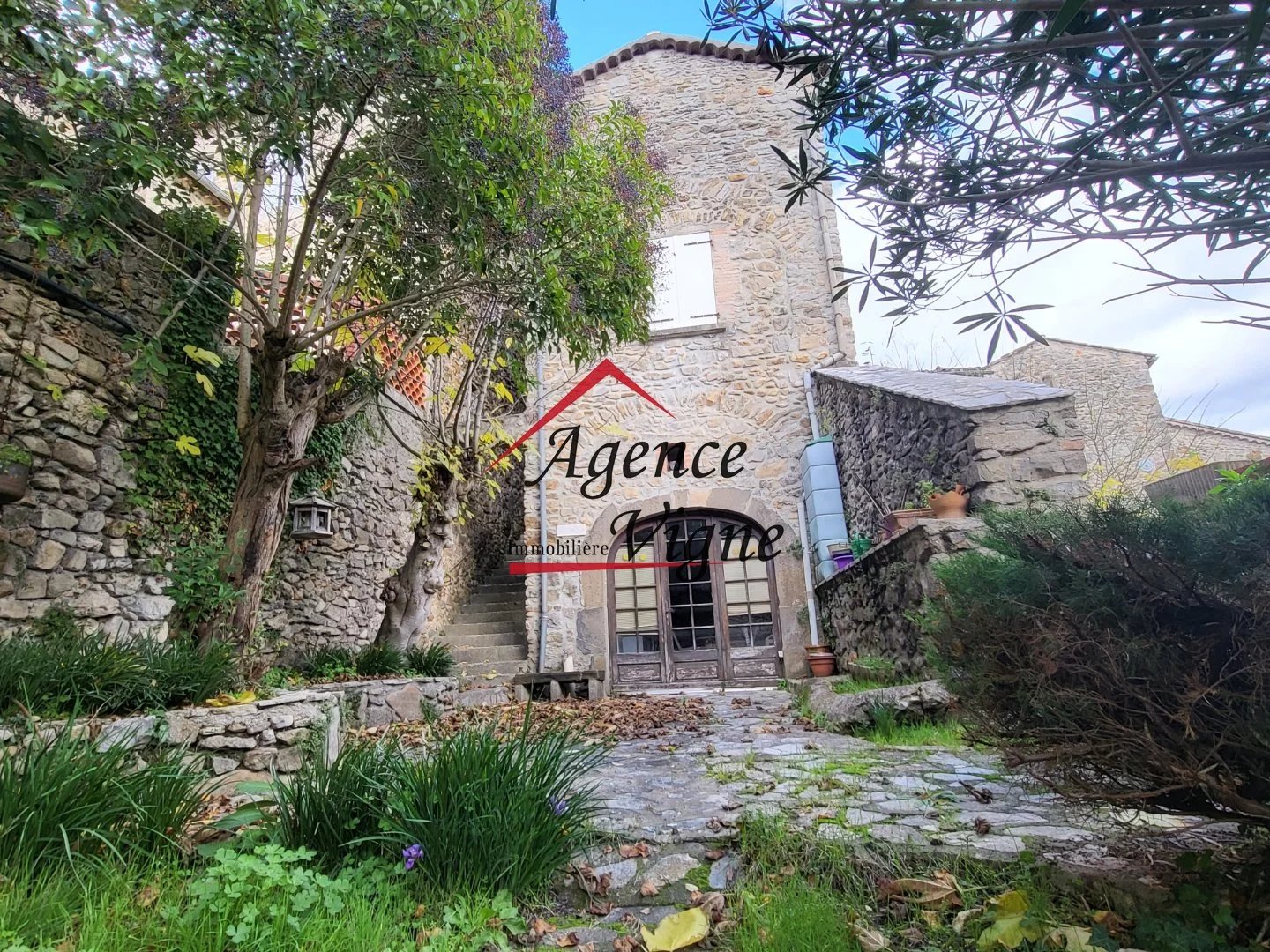 Belle maison de caractère avec jardin