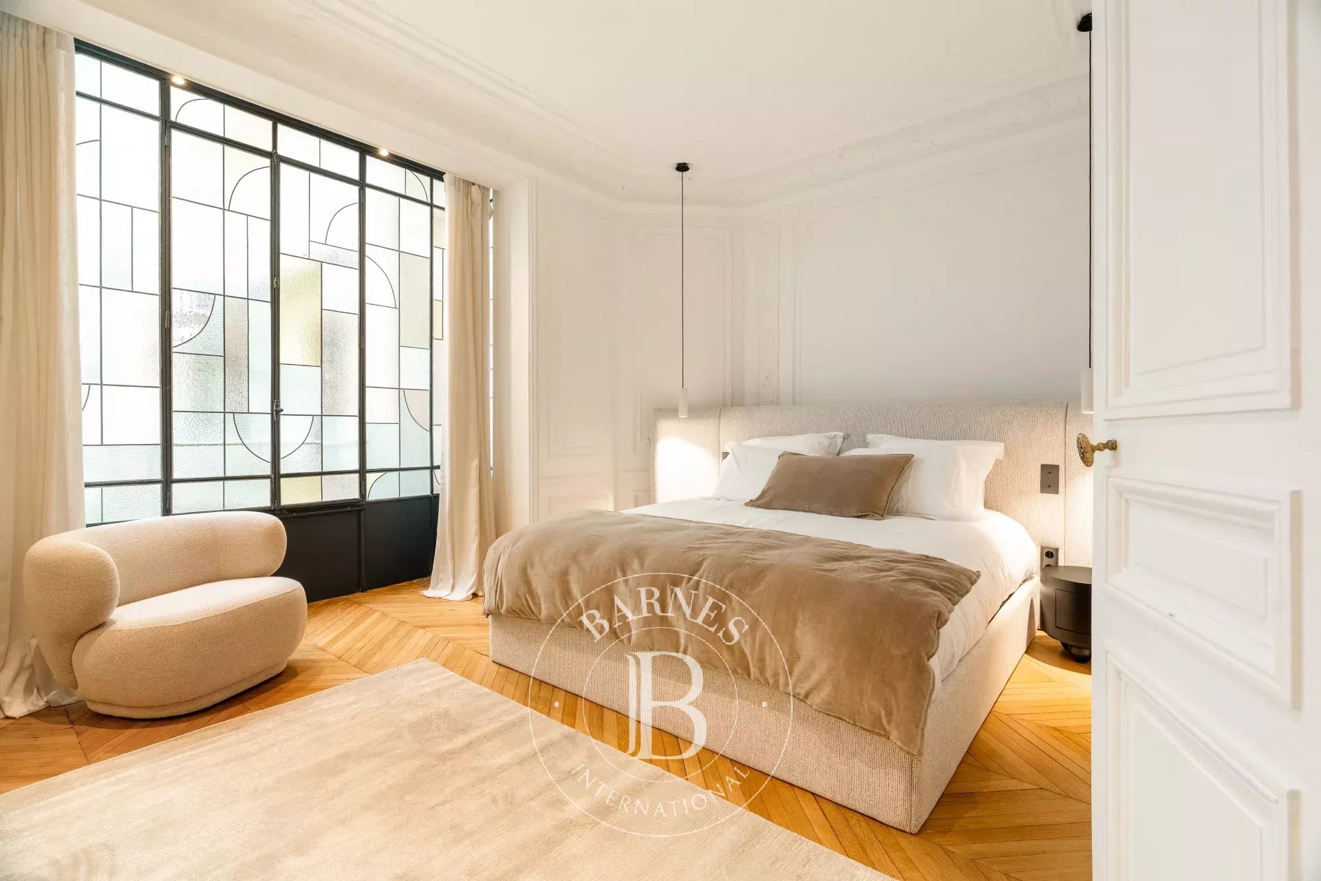 Paris  - Apartment 4 Bedrooms - picture 11