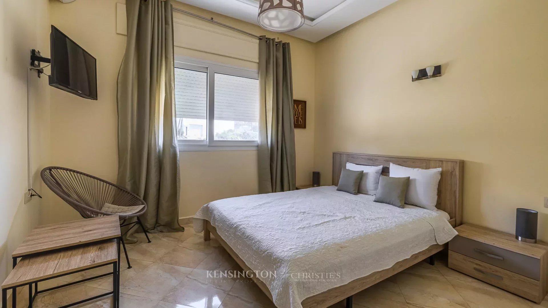 7 Bedroom Villa/Townhouse's Image 27