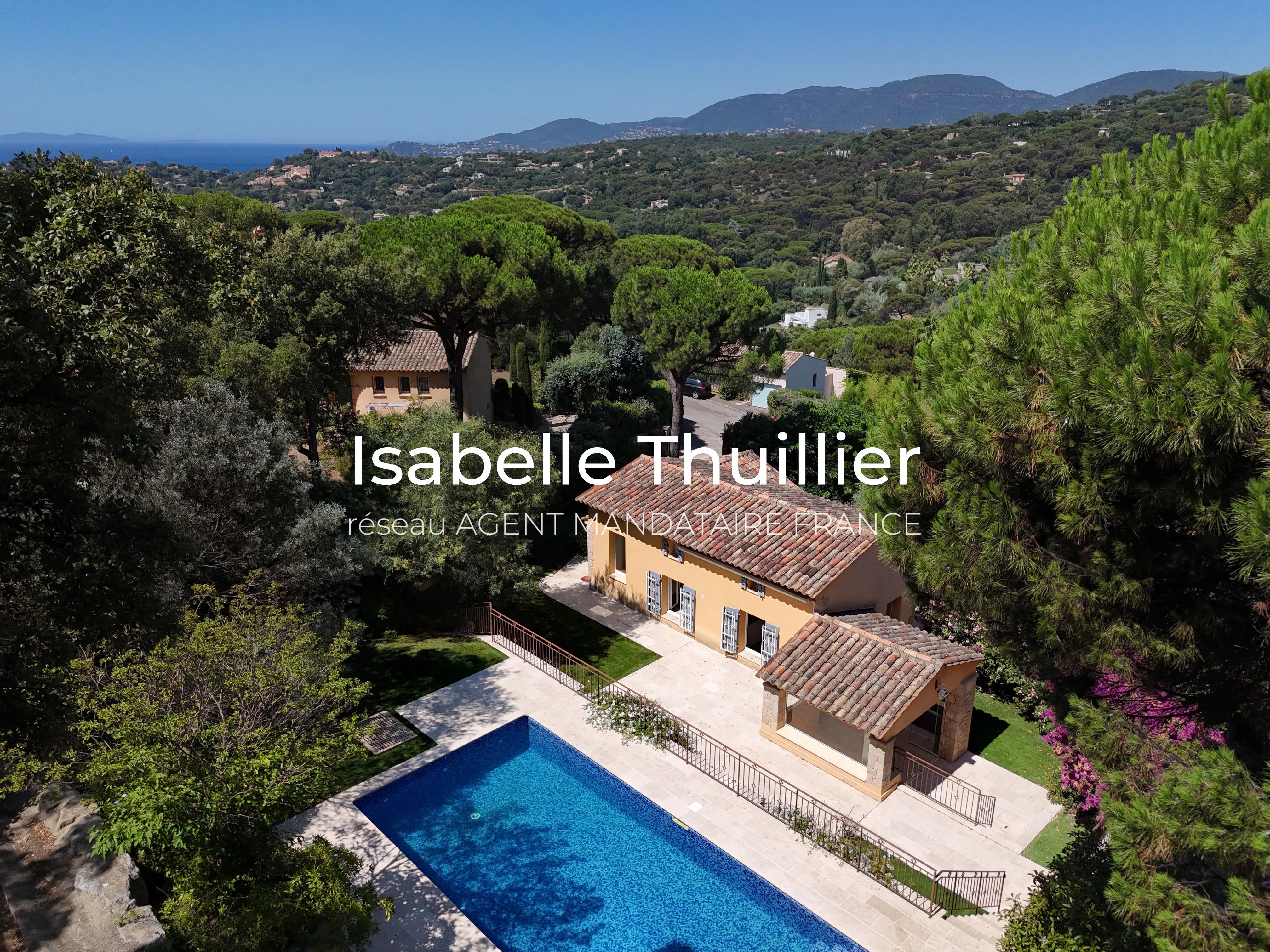 LA CROIX-VALMER - MAS PROVENÇAL 160 M²