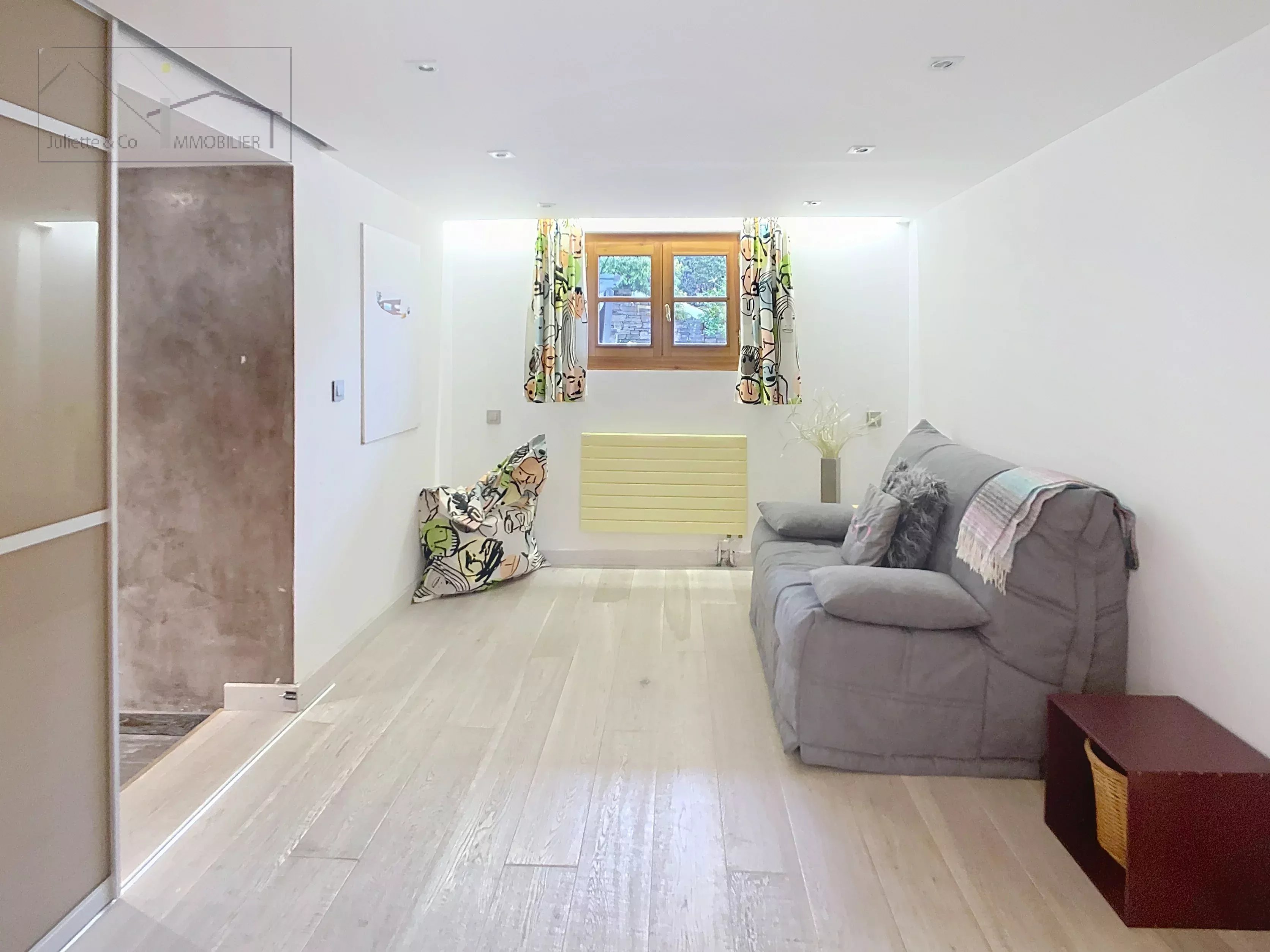 Photo of Quiet chalet with unobstructed view