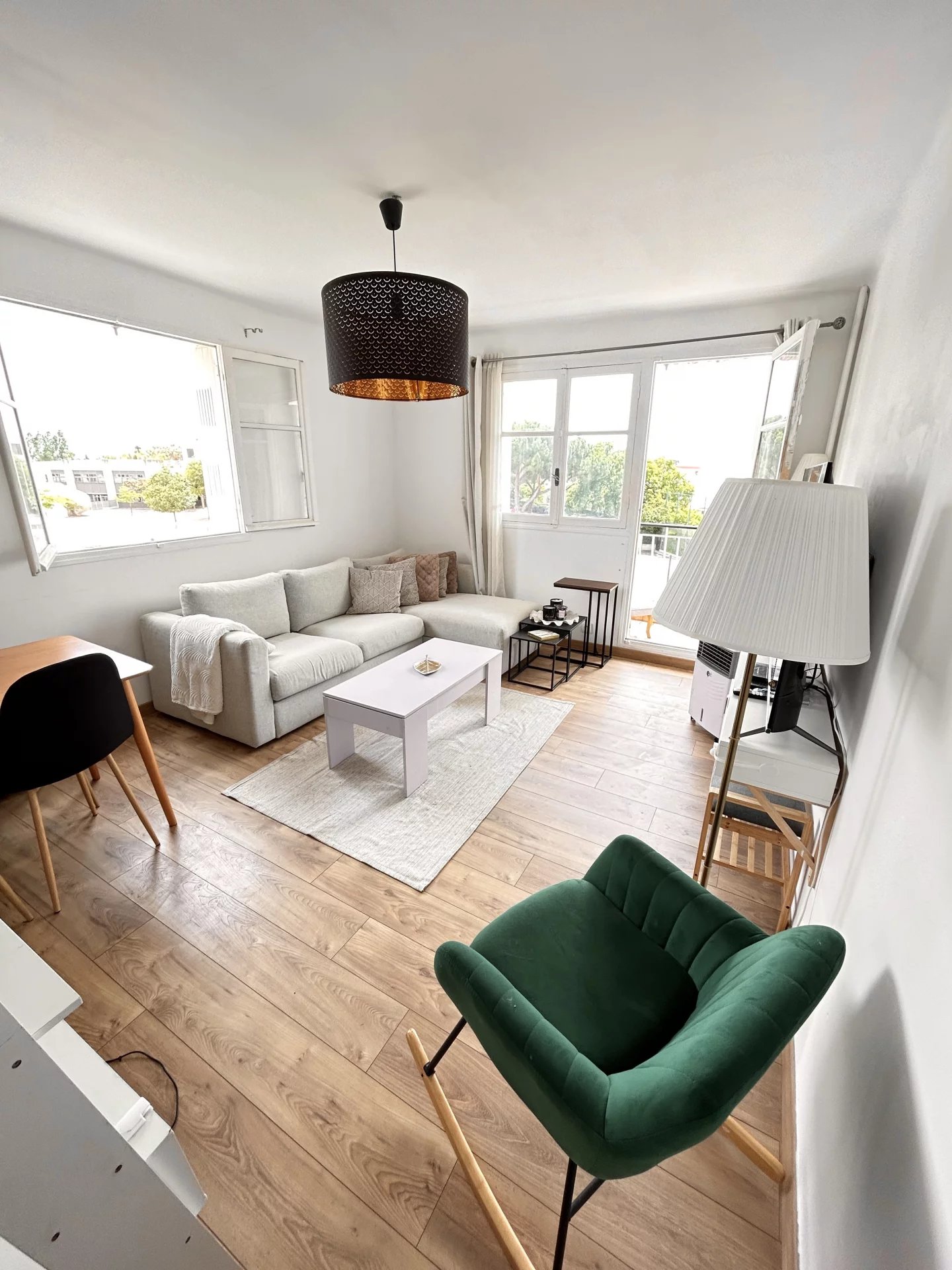 Agence immobilière de 