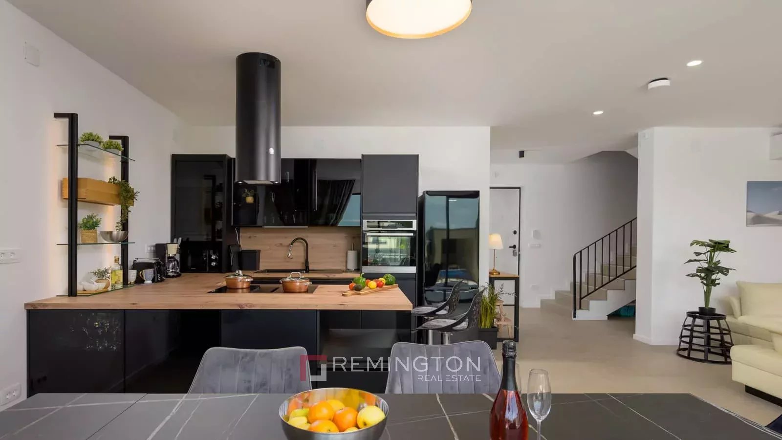3 Bedroom Villa/Townhouse's Image 5