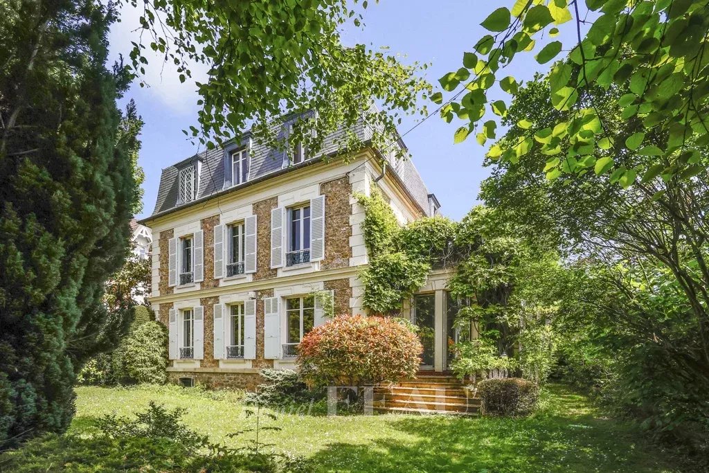 Le Chesnay Plateau St-Antoine  -  An ideal family home