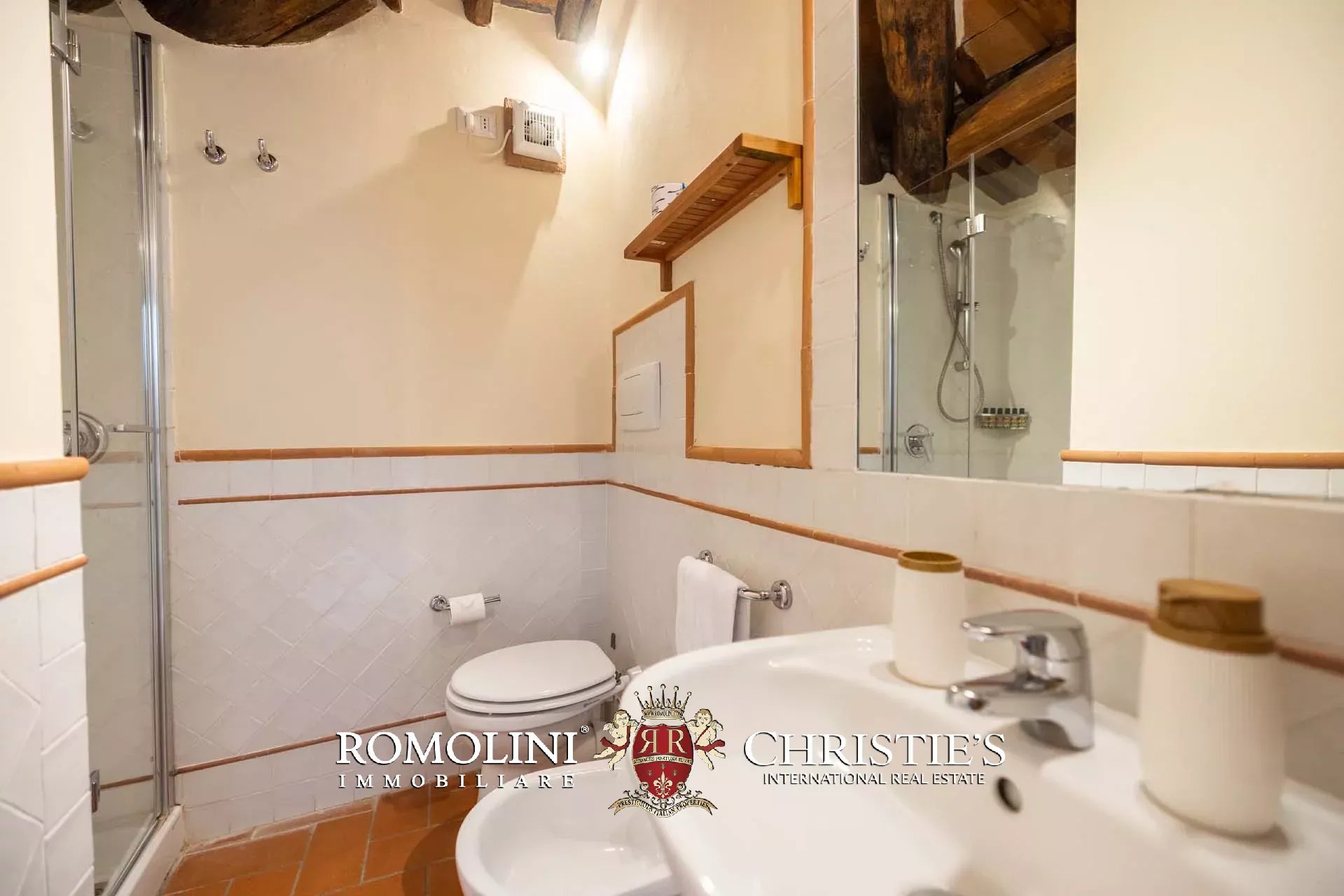 37 Bedroom Villa/Townhouse's Image 95