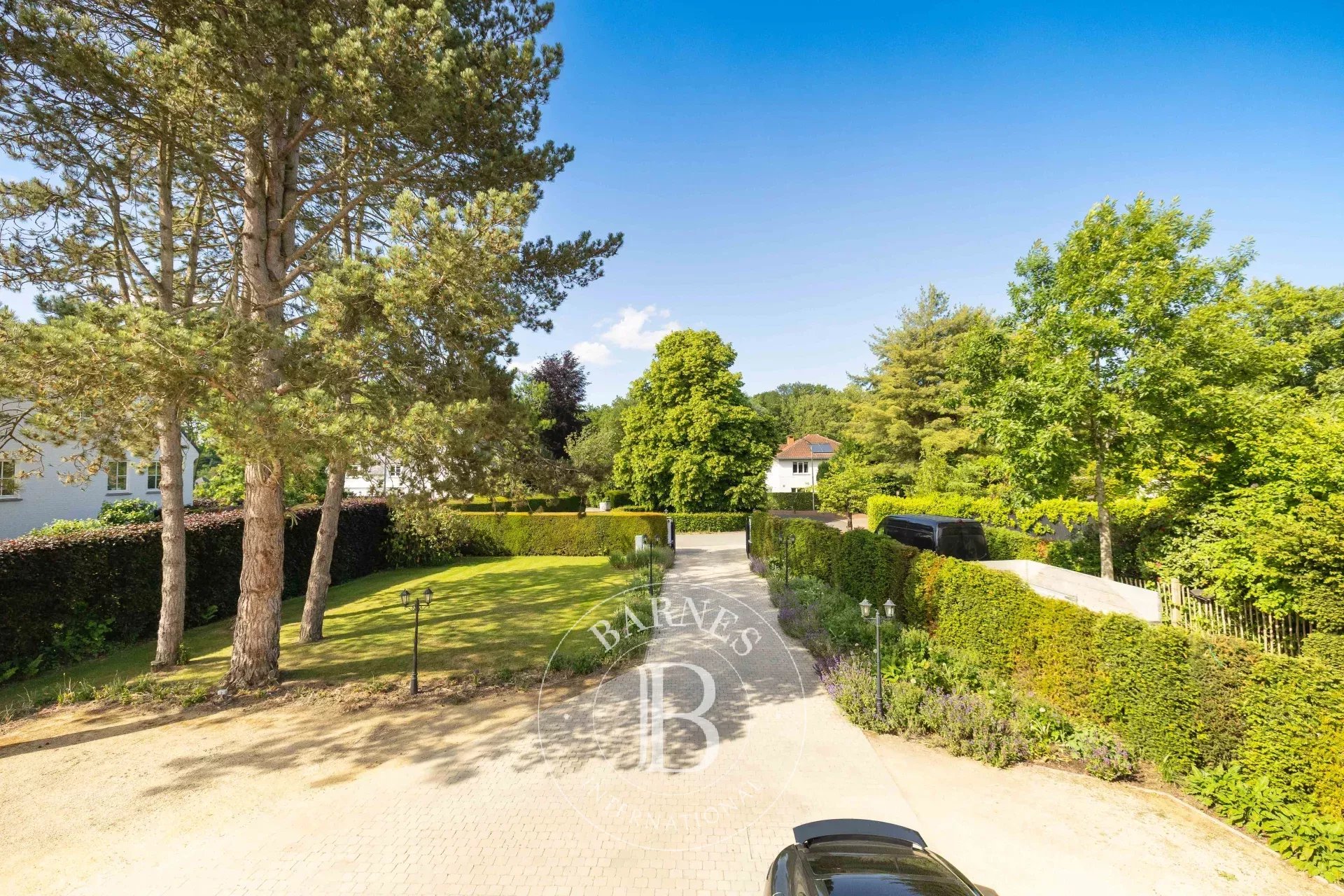 Charmante villa dans le prestigieux quartier des Chasseurs