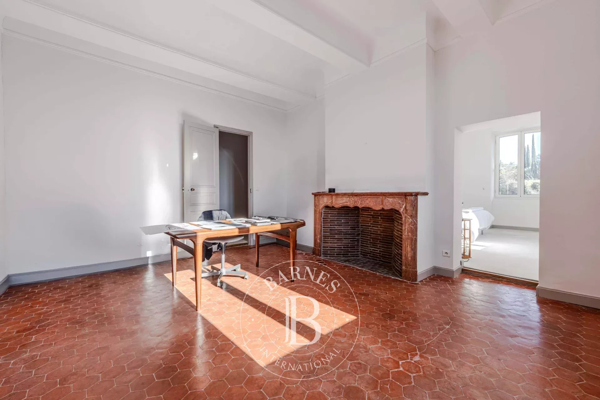 Kirevi Aix-en-Provence - picture 23