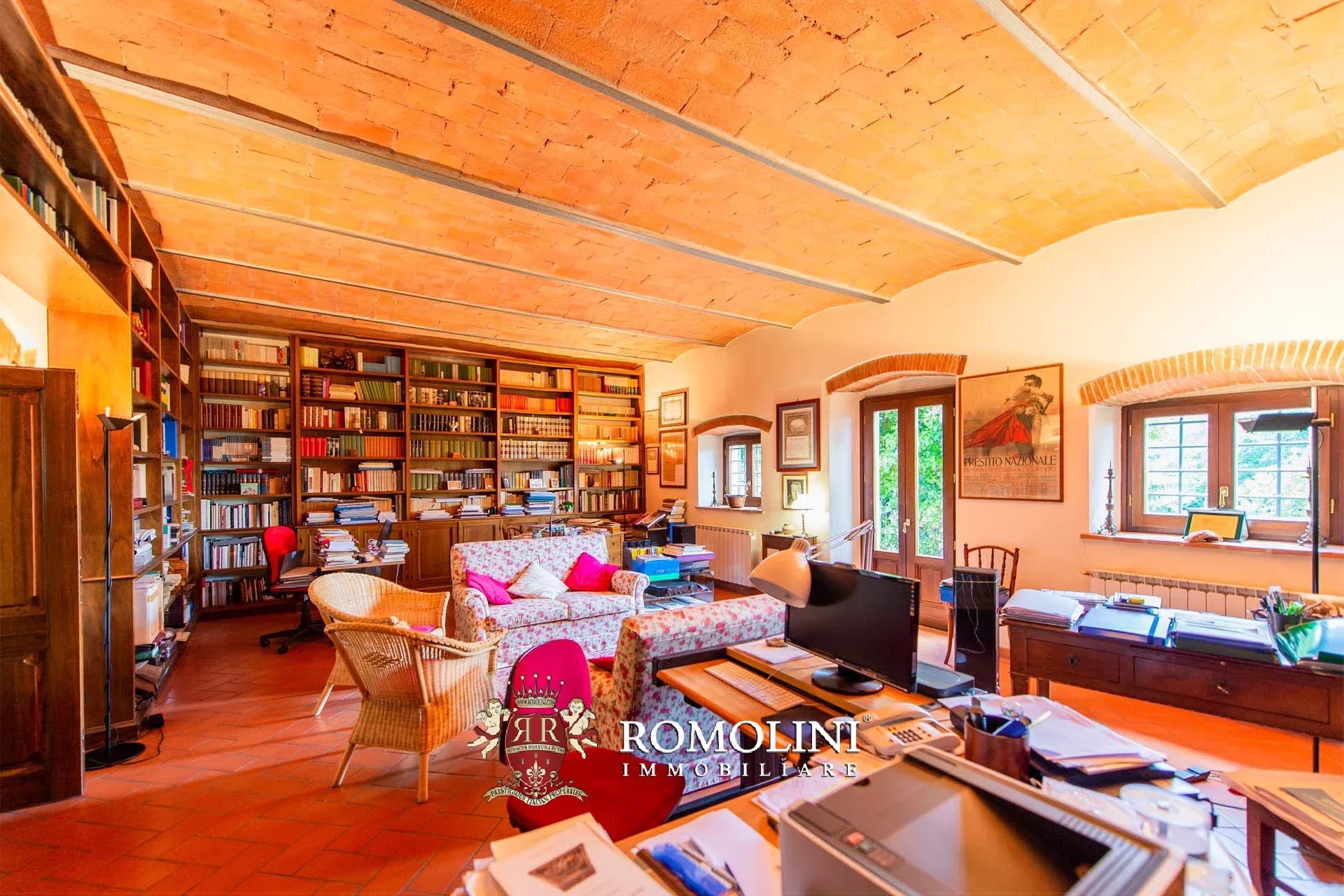 6 Bedroom Villa/Townhouse's Image 26
