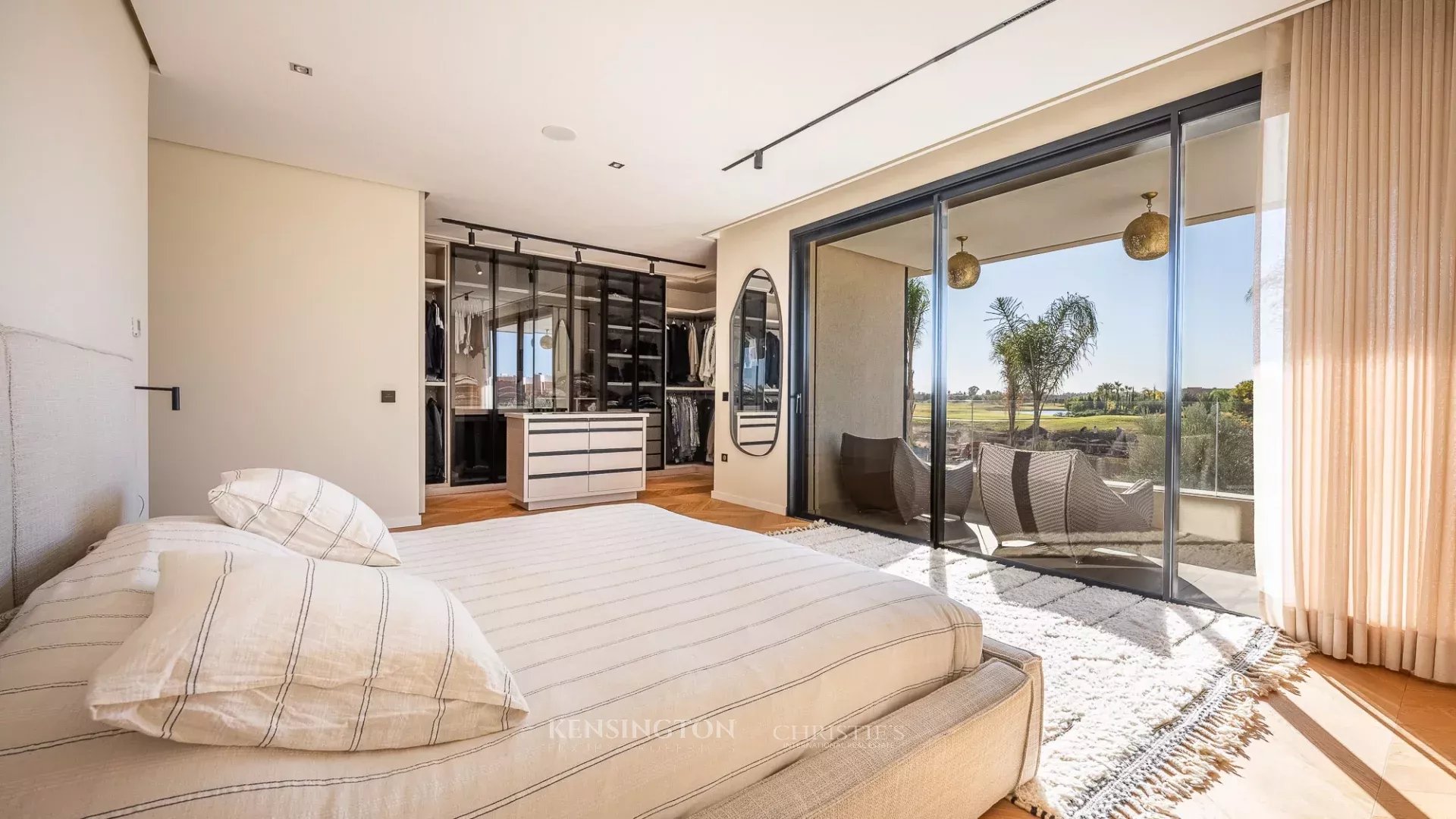 4 Bedroom Villa/Townhouse's Image 43