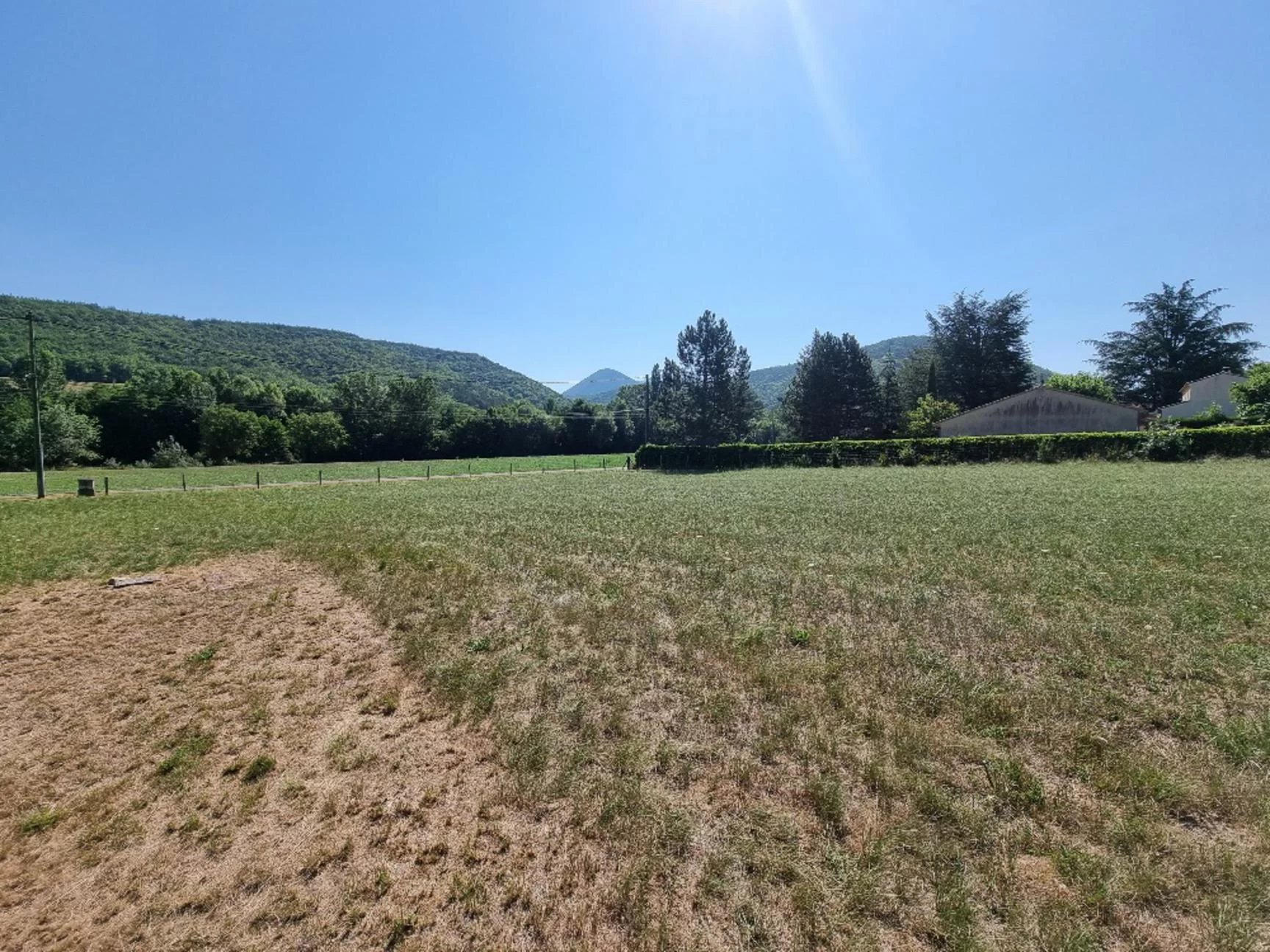 Sale Building land Montjoux