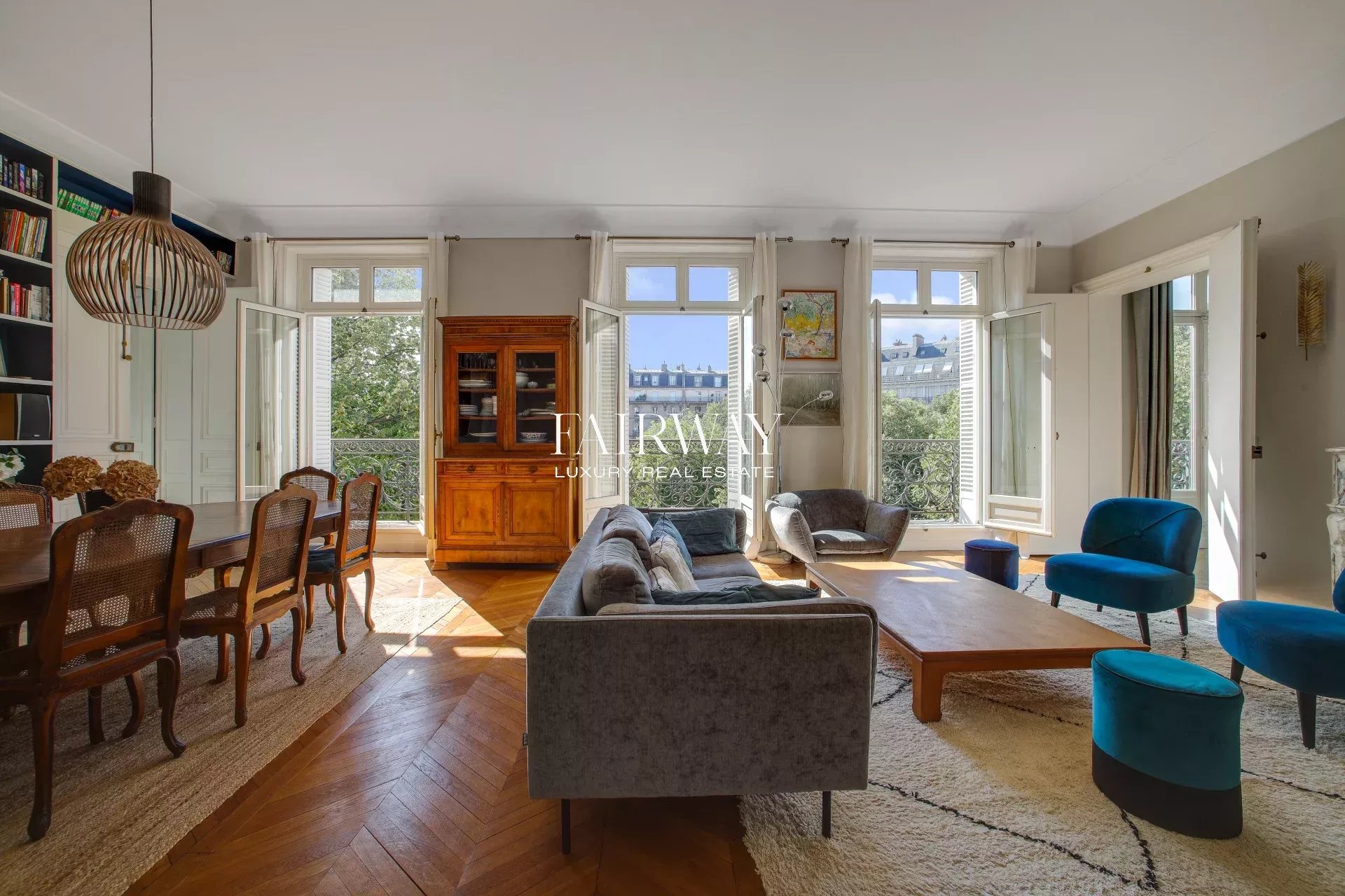 Appartement familial de standing de 213m² avec 5 chambres dans le 8ème arrondissement de Paris