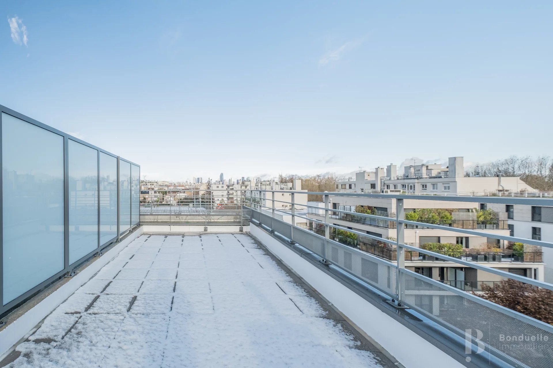 SAINT CLOUD - A LOUER VIDE - SUPERBE 4 PIECES DE 91 M2 - APPARTEMENT NEUF  - TERRASSE 148M2 - 2 PARKINGS