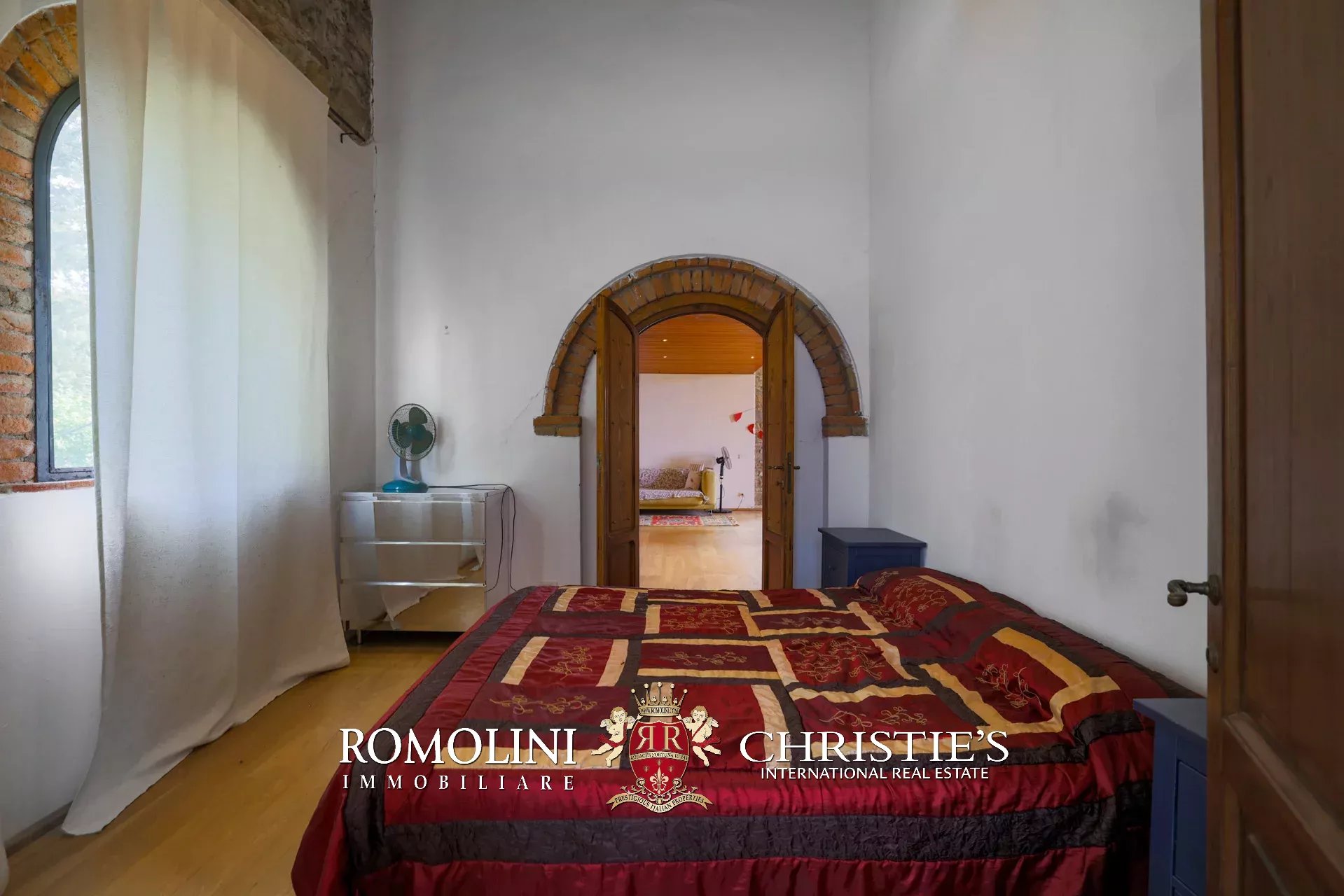 19 Bedroom Villa/Townhouse's Image 47