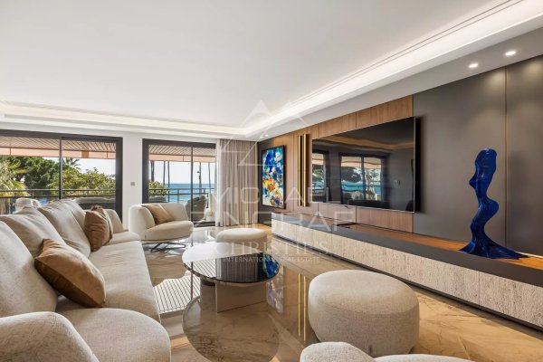 Cannes Croisette, Stunning Luxury Apartment — photo 5