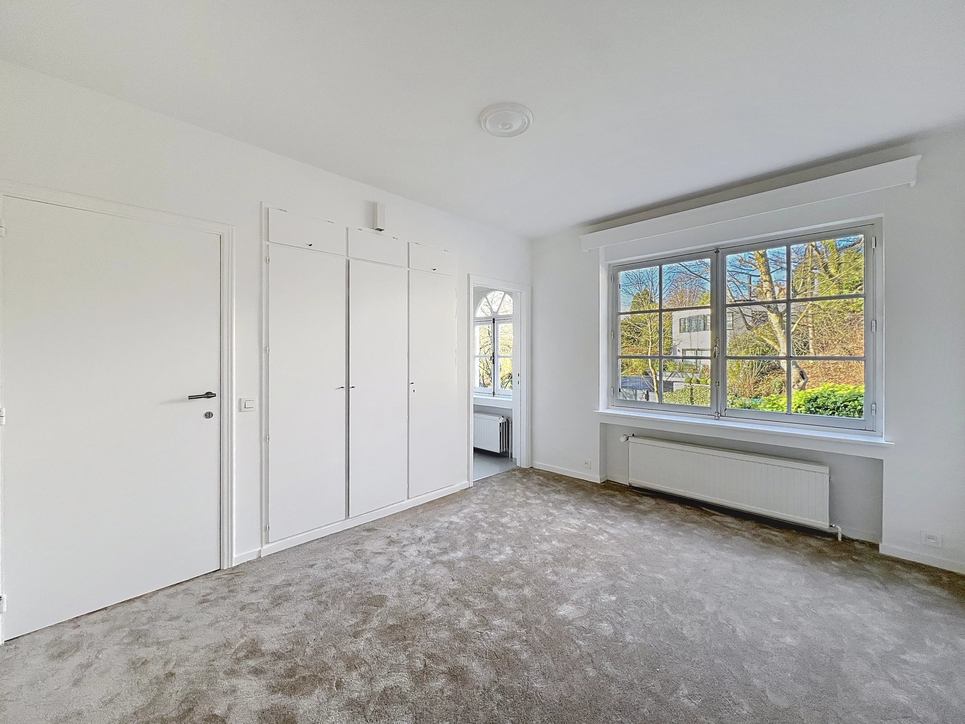 Uccle - Bright 3-bedroom apartment with terrace in a quiet, green setting