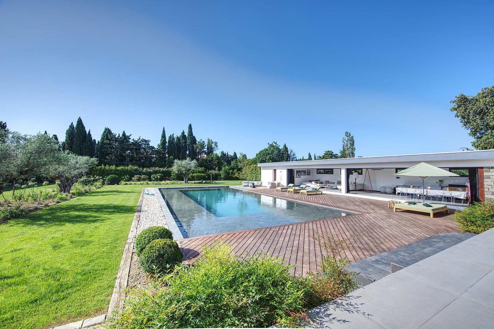 Alpilles Sud – Propriété d’Exception au Cœur de 2,3 ha de Nature