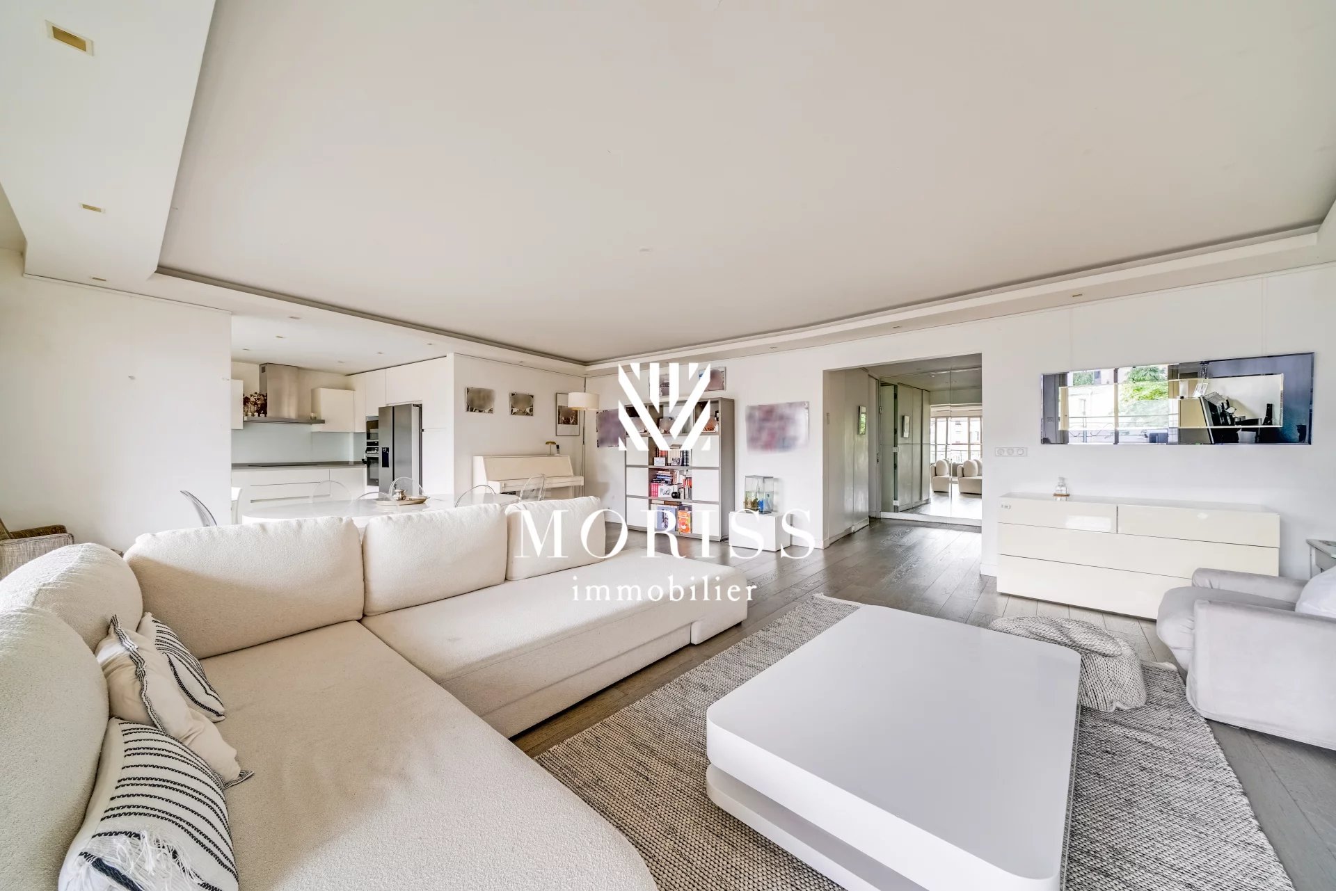 Saint-Mandé Appartement de 4 pièces + 11 m2 de balcon - Image Array