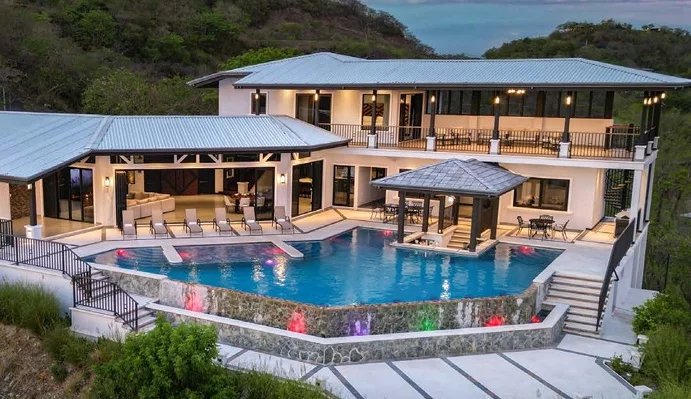 Sale Villa Santa Cruz