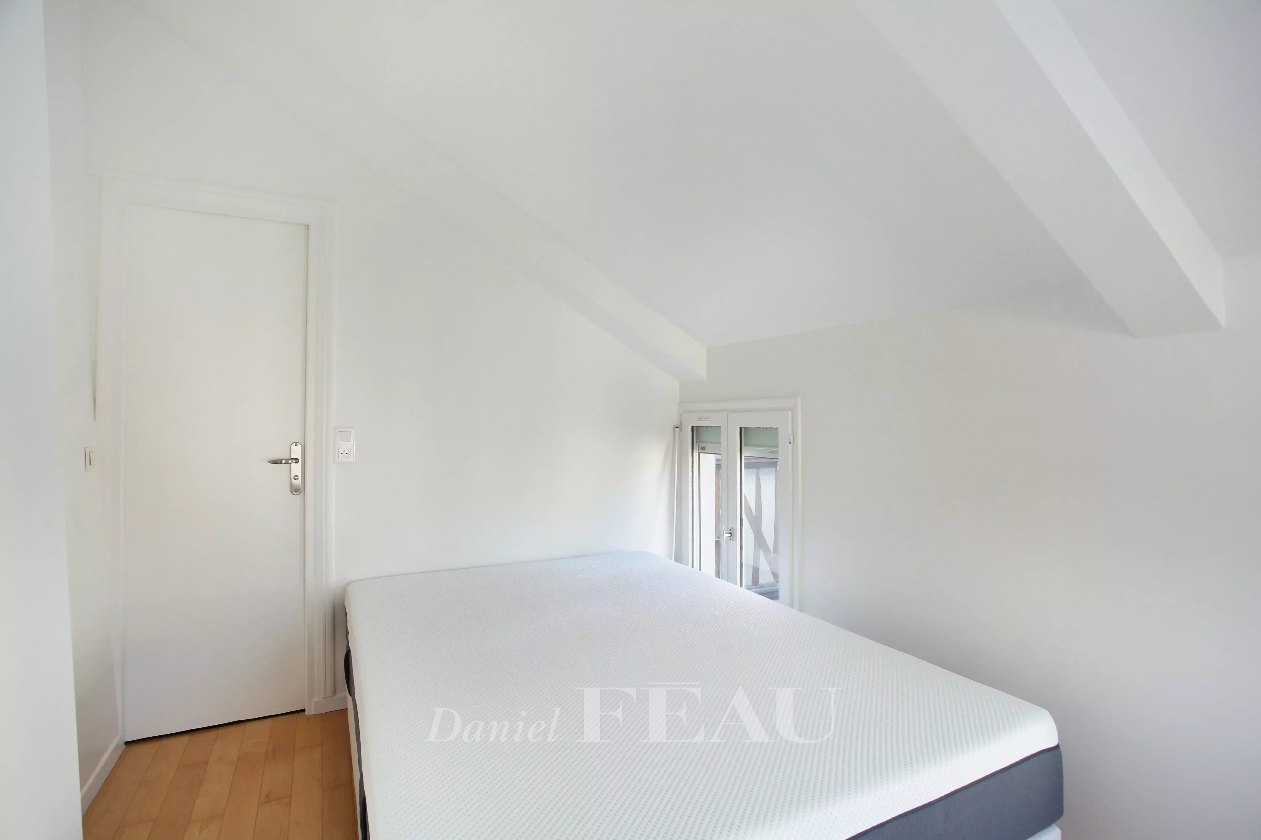 Rental Apartment Paris 4th