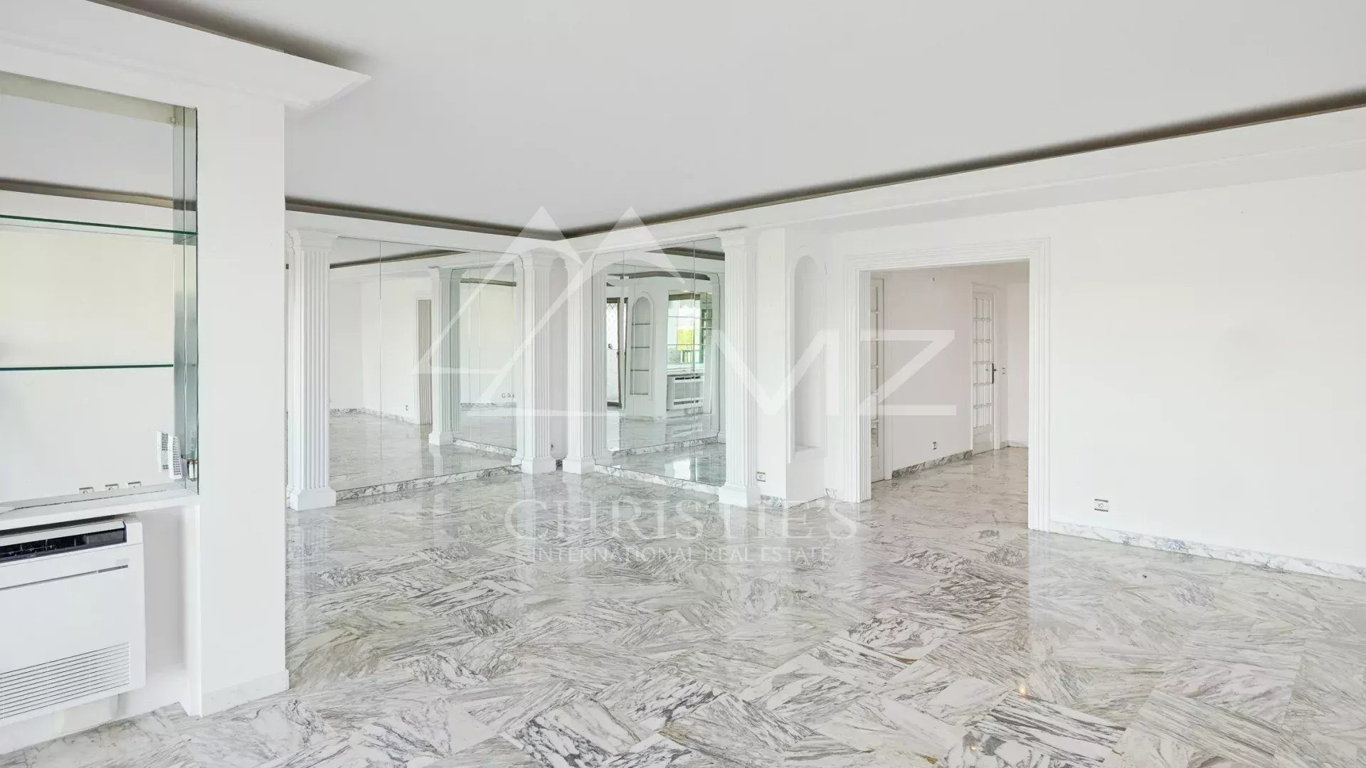 2 Bedroom Apartment/Flat's Image 11