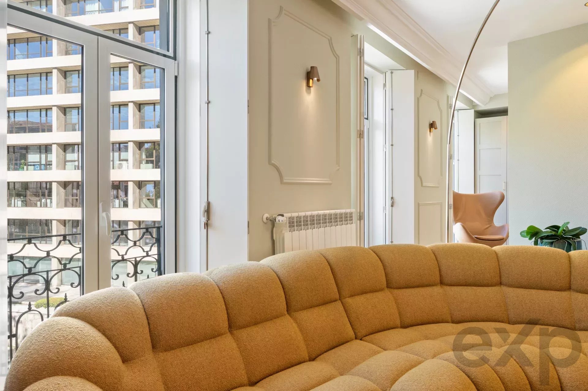 Elegant T2 + 1 Penthouse in Downtown Lisbon 86935832 image 20